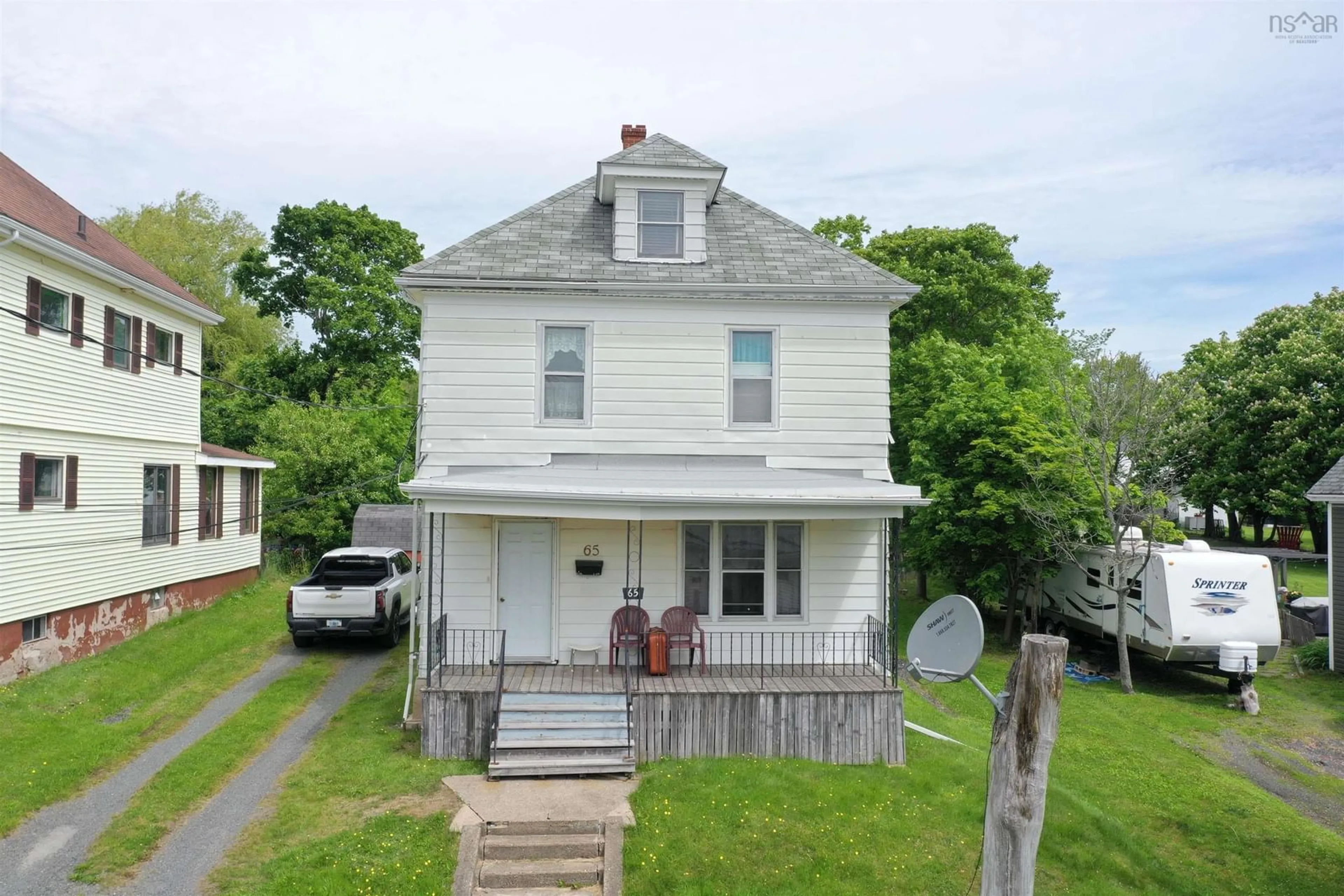 A pic from outside/outdoor area/front of a property/back of a property/a pic from drone, street for 65 View St, New Glasgow Nova Scotia B2H 2G3