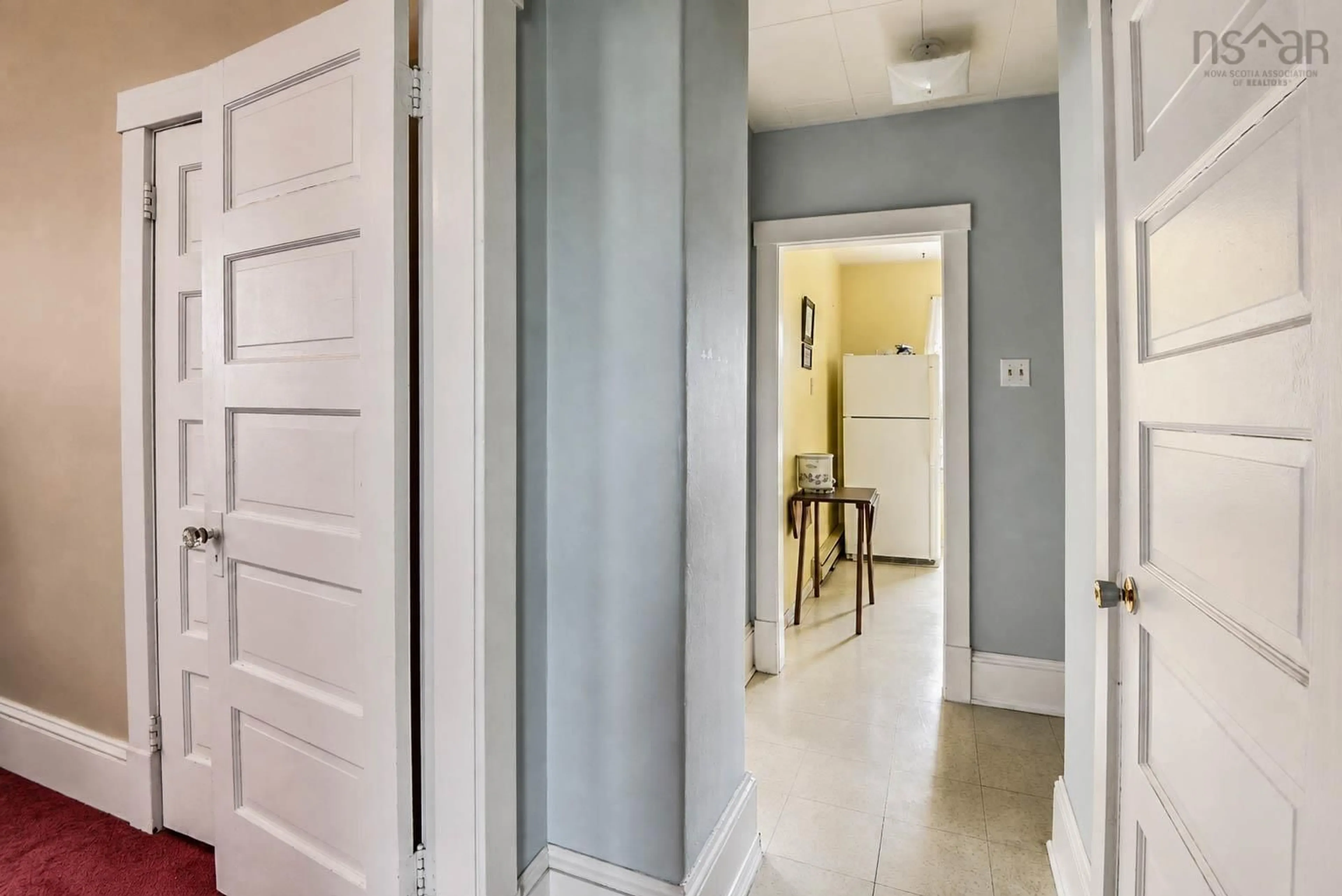 Indoor entryway for 65 View St, New Glasgow Nova Scotia B2H 2G3