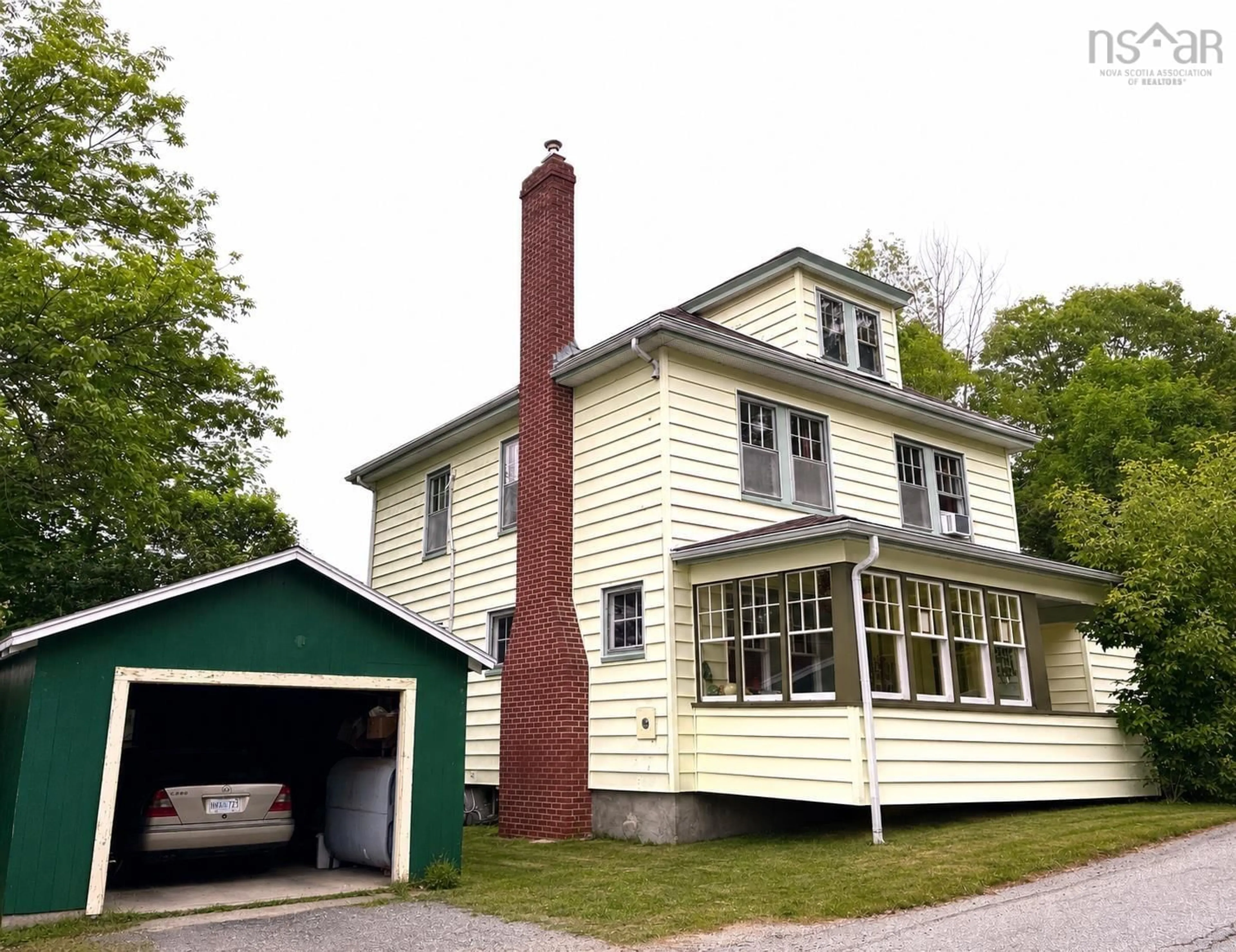 Unknown for 1 Dexter Ave, Brooklyn Nova Scotia B0J 1H0