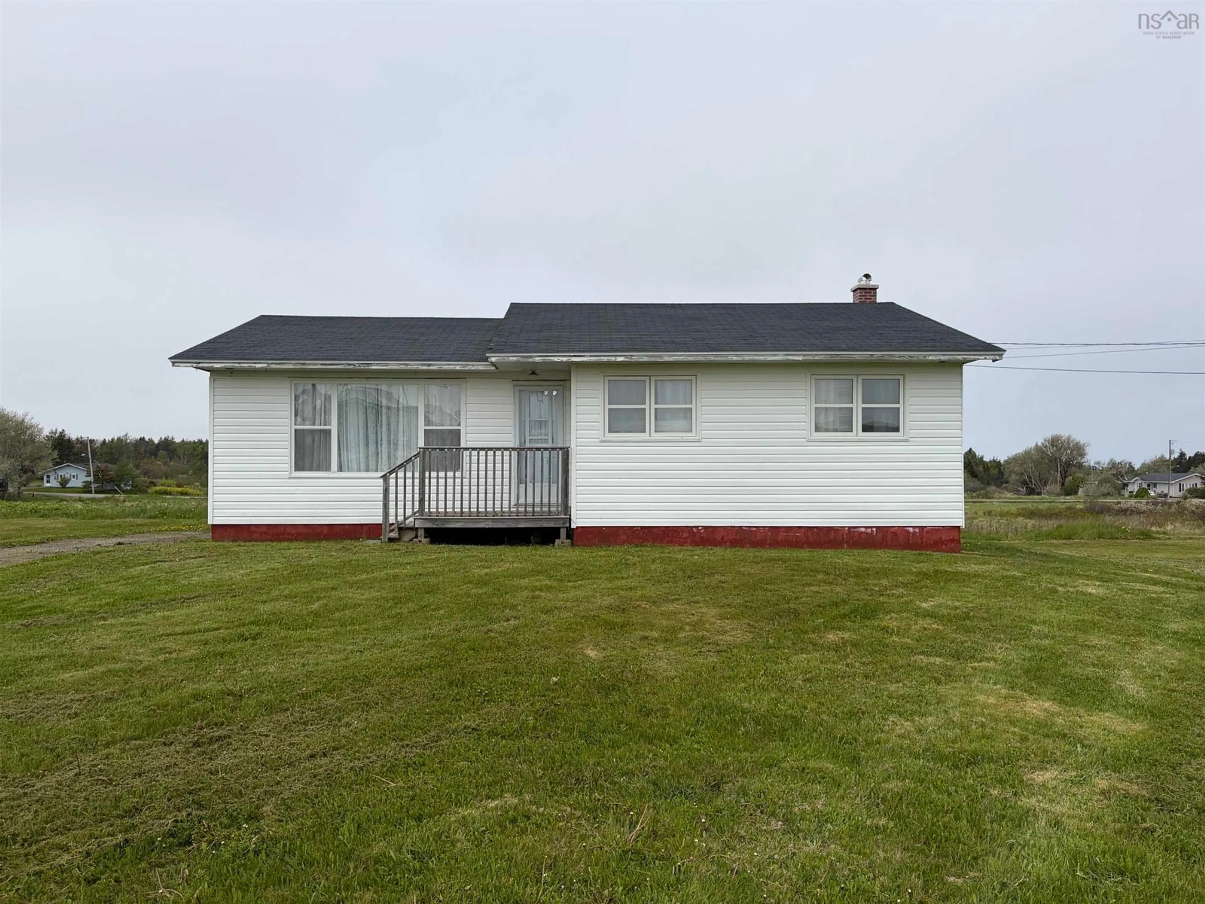 A pic from outside/outdoor area/front of a property/back of a property/a pic from drone, building for 67 South St, Donkin Nova Scotia B1A 6T1
