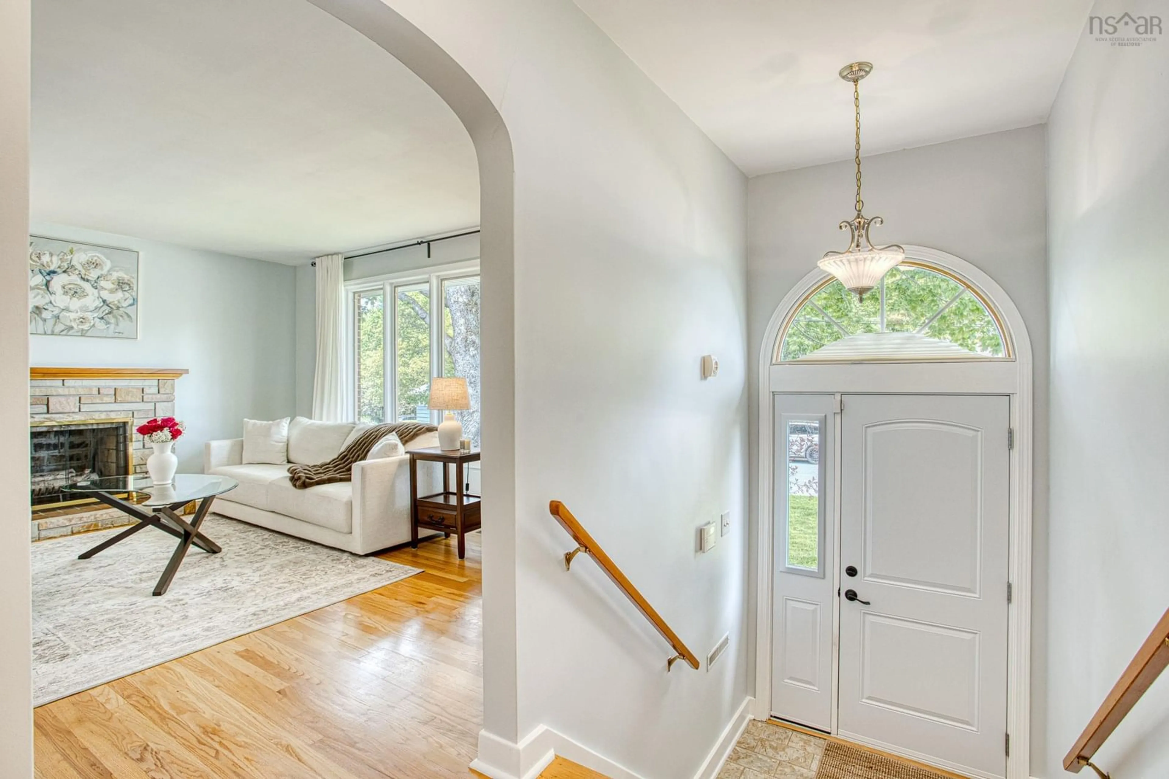 Indoor entryway for 80 Nightingale Dr, Halifax Nova Scotia B3M 1V6