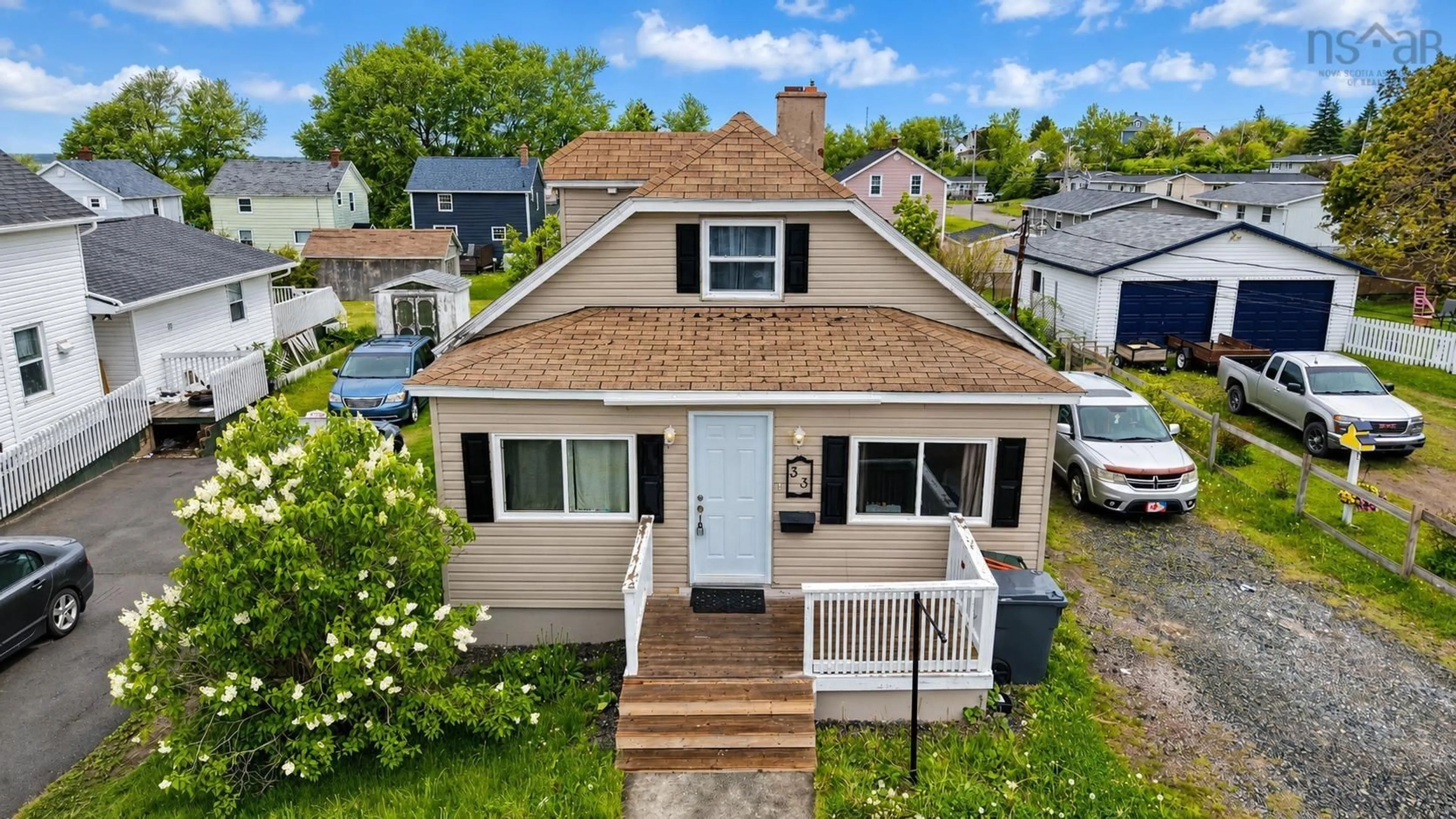 A pic from outside/outdoor area/front of a property/back of a property/a pic from drone, street for 33 Connaught St, Whitney Pier Nova Scotia B1N 2V7