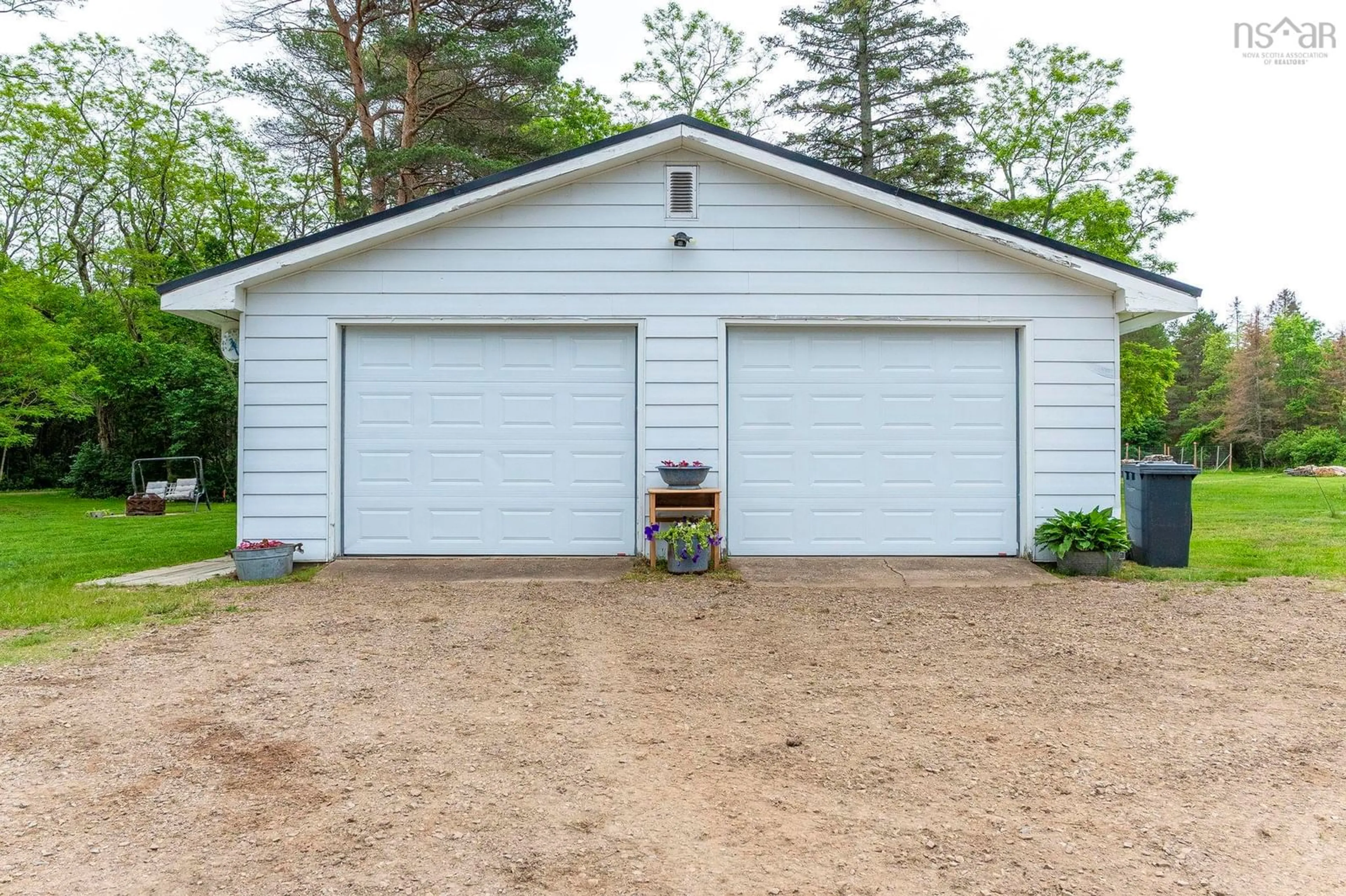 Indoor garage for 8918 Highway 201, Nictaux Nova Scotia B0S 1P0