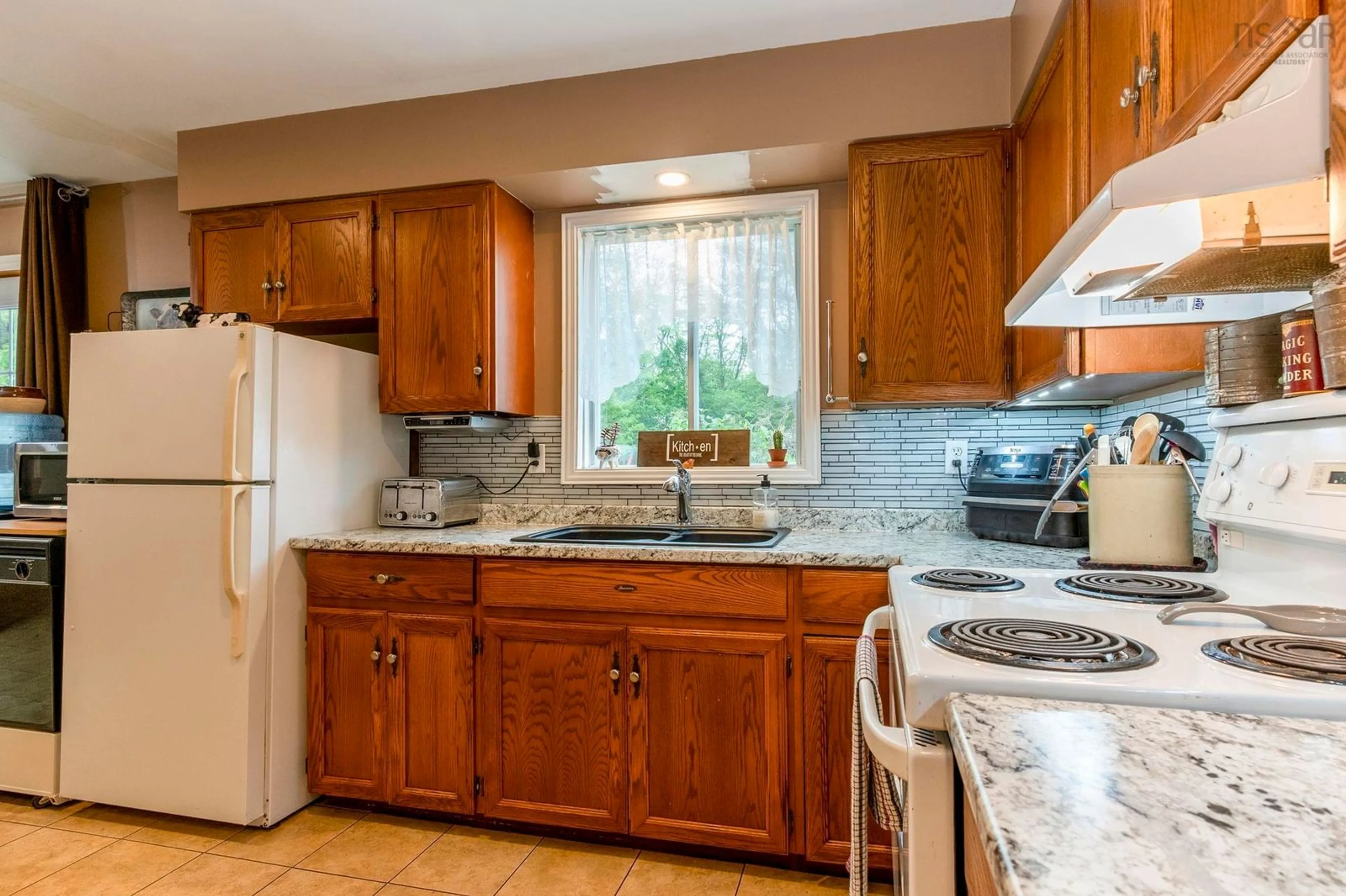 Standard kitchen, ceramic/tile floor for 8918 Highway 201, Nictaux Nova Scotia B0S 1P0