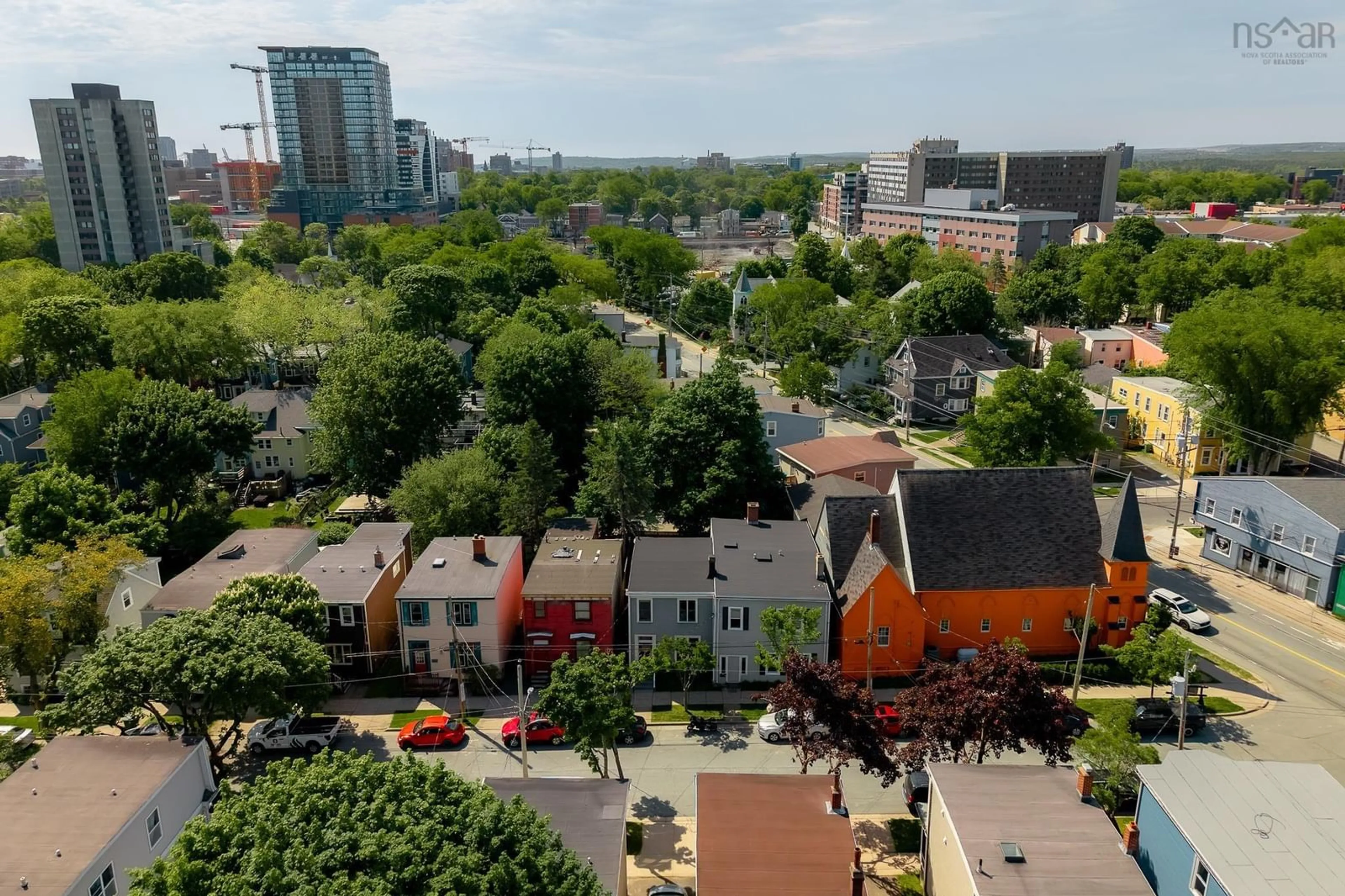 A pic from outside/outdoor area/front of a property/back of a property/a pic from drone, city buildings view from balcony for 6078 Compton Ave, Halifax Nova Scotia B3K 1E7