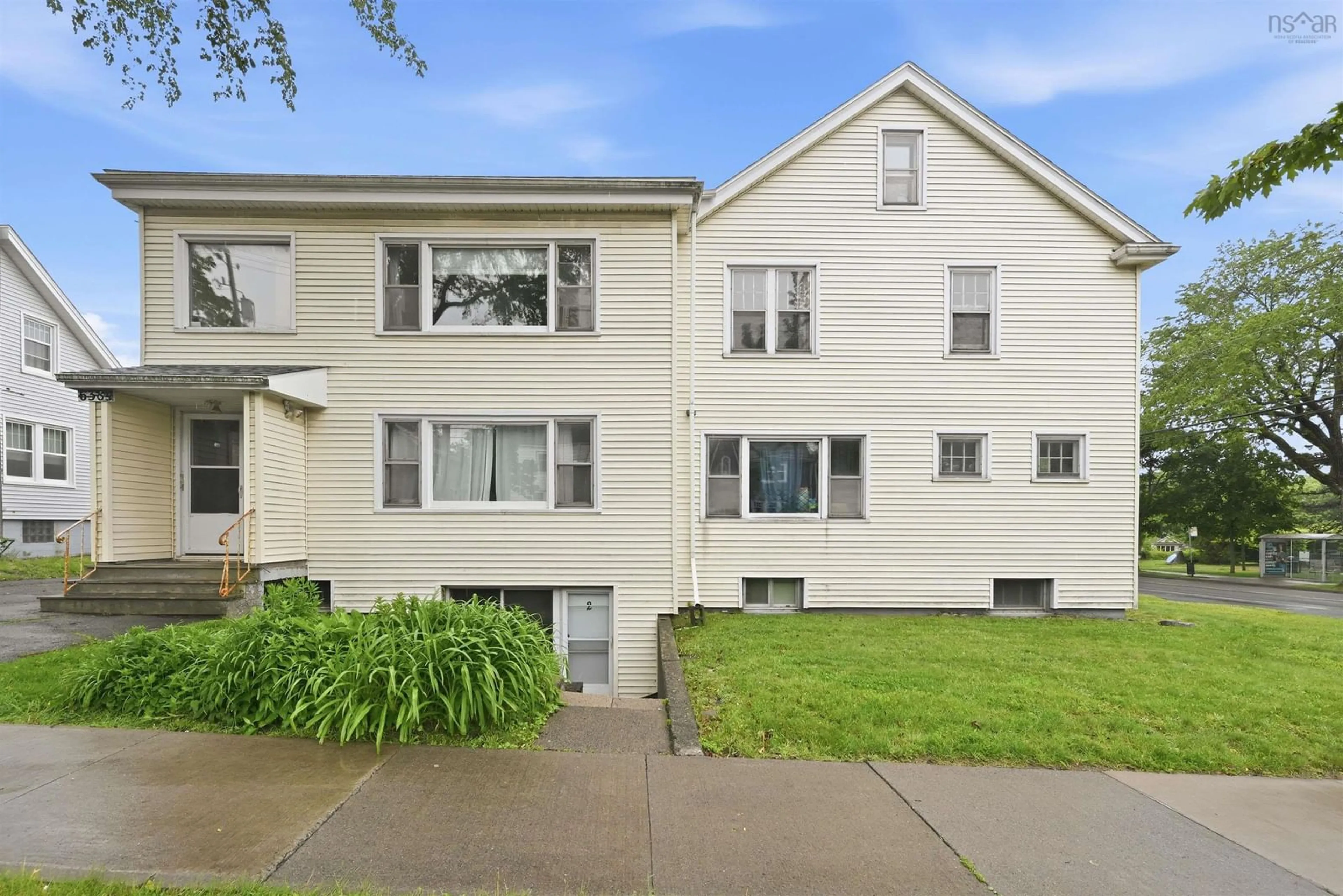 Unknown for 6384 Almon St, Halifax Nova Scotia B3L 1V5