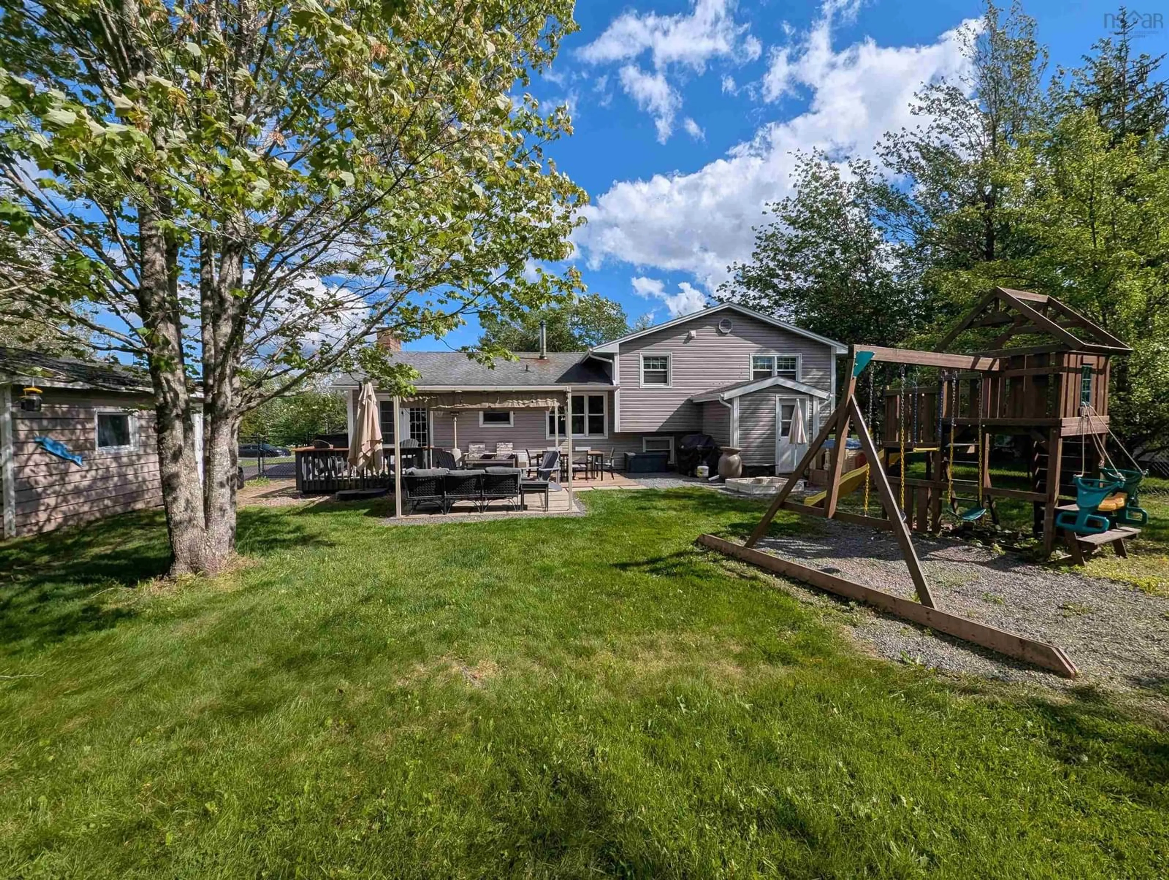 A pic from outside/outdoor area/front of a property/back of a property/a pic from drone, unknown for 7 Heather Lane, Enfield Nova Scotia B2Y 1J9