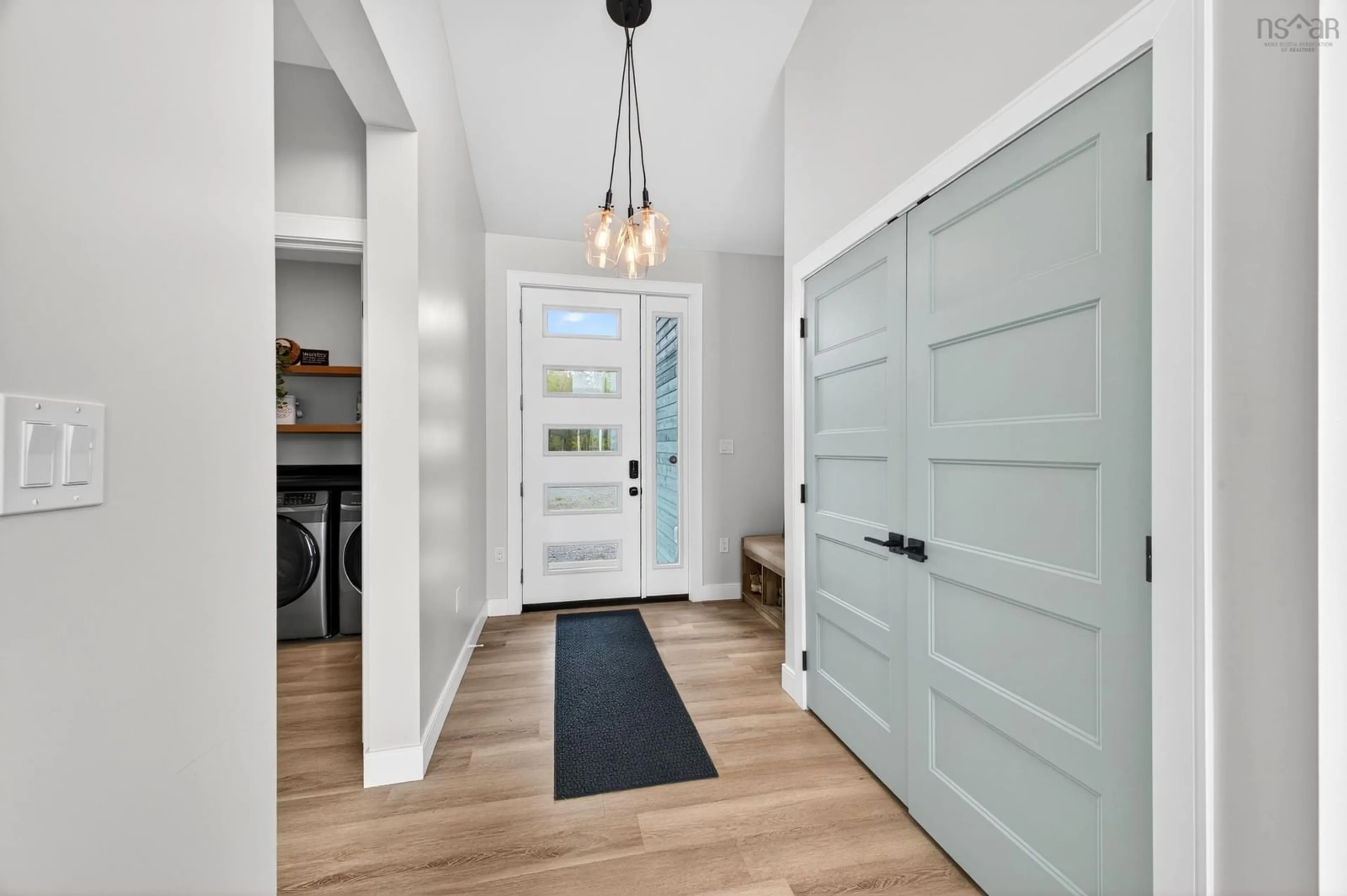Indoor entryway for 45 Keiferd Shore Lane, Gulf Shore Nova Scotia B0K 1L0