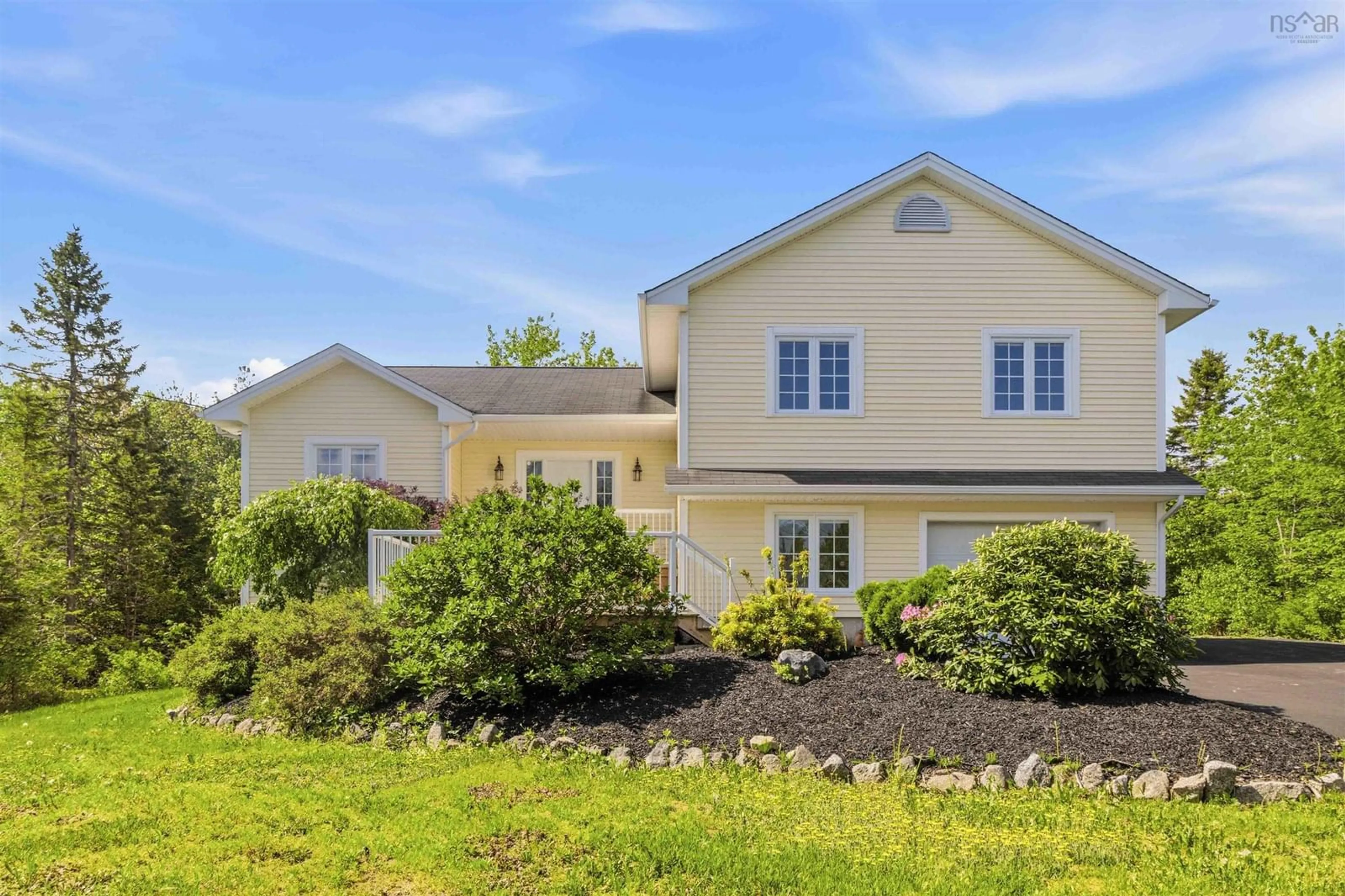 Home with vinyl exterior material, unknown for 155 Grinstead Lane, Stillwater Lake Nova Scotia B3Z 1P1
