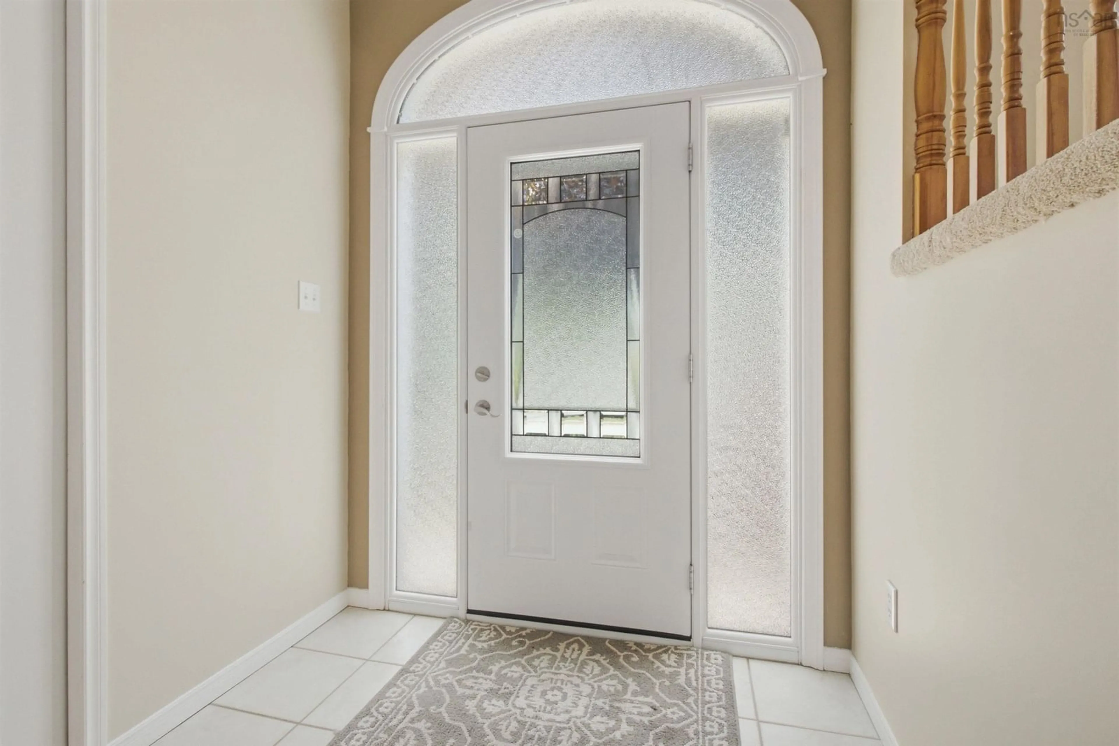 Indoor entryway for 108 Stratford Dr, Cole Harbour Nova Scotia B2V 2R2