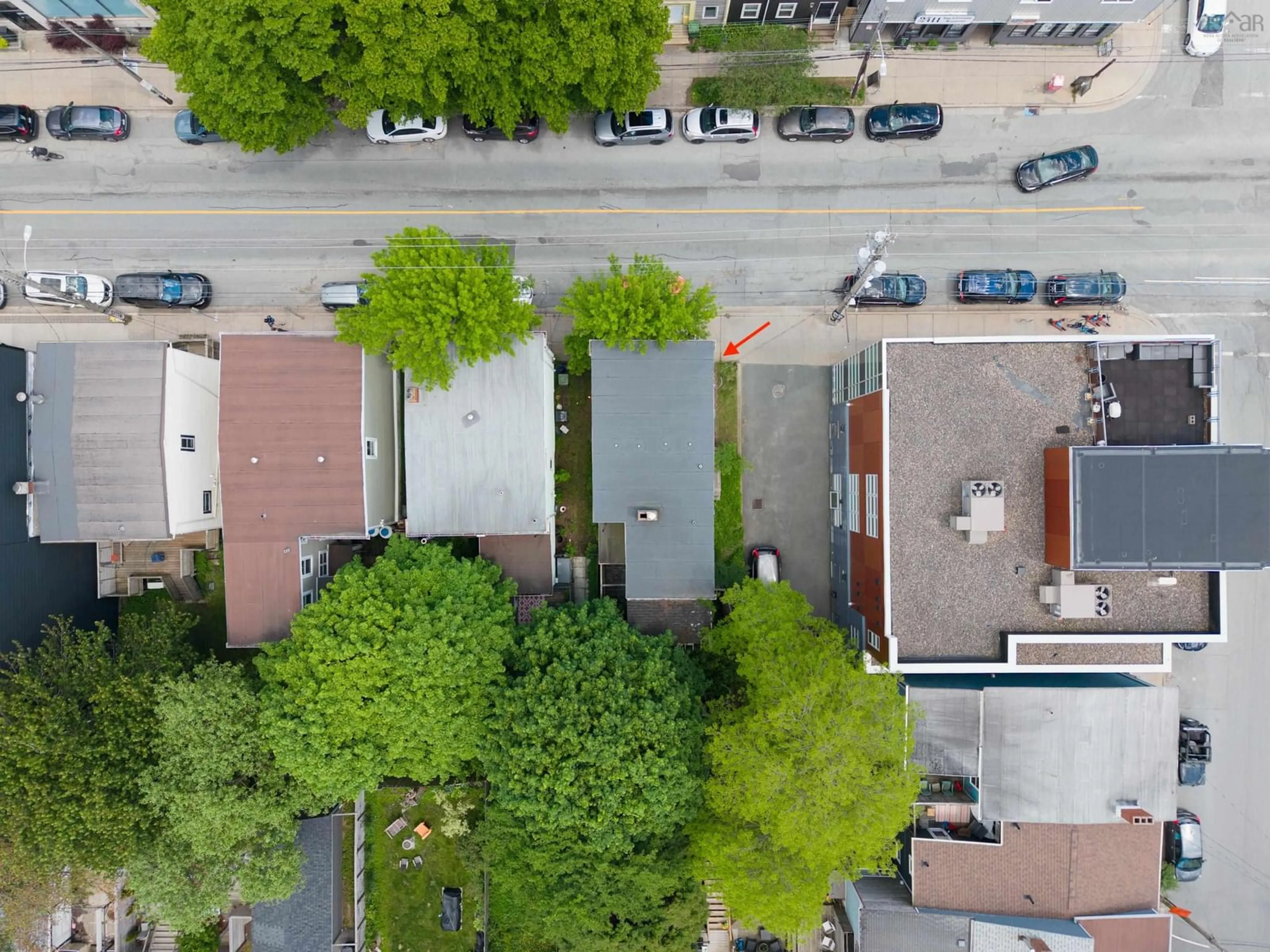 A pic from outside/outdoor area/front of a property/back of a property/a pic from drone, city buildings view from balcony for 2424 Agricola St, Halifax Nova Scotia B3K 4C2