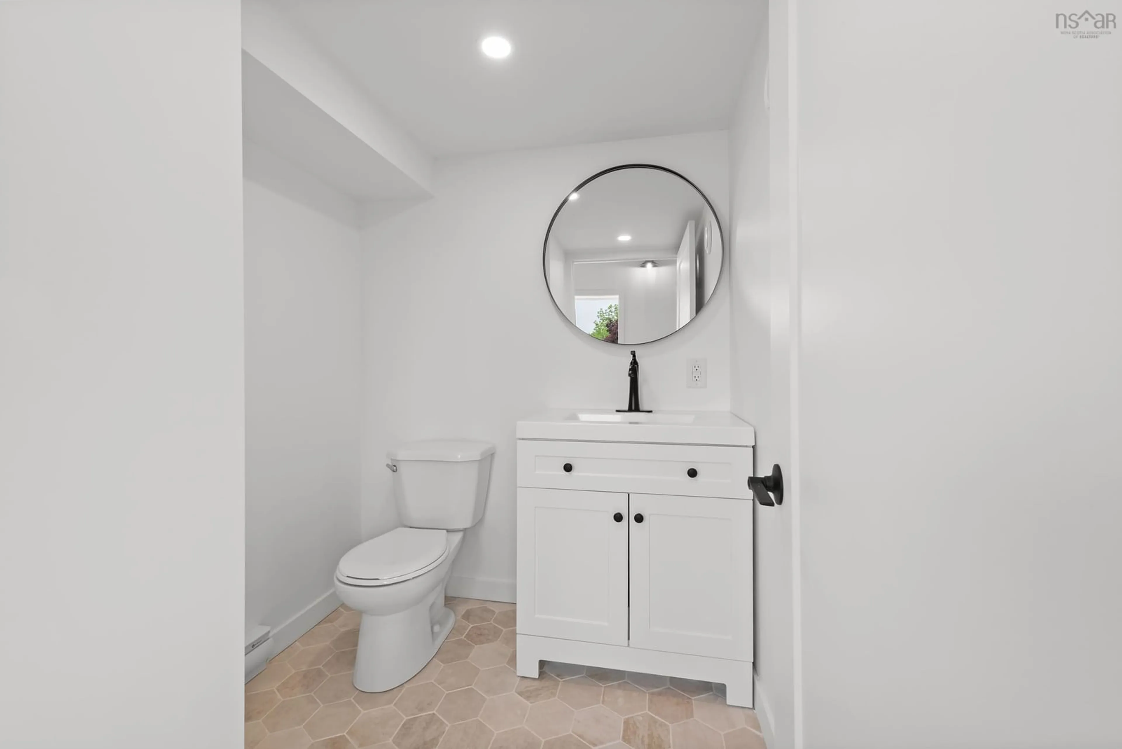 Standard bathroom, ceramic/tile floor for 1376 Ridge Rd, Wolfville Ridge Nova Scotia B4P 2R1