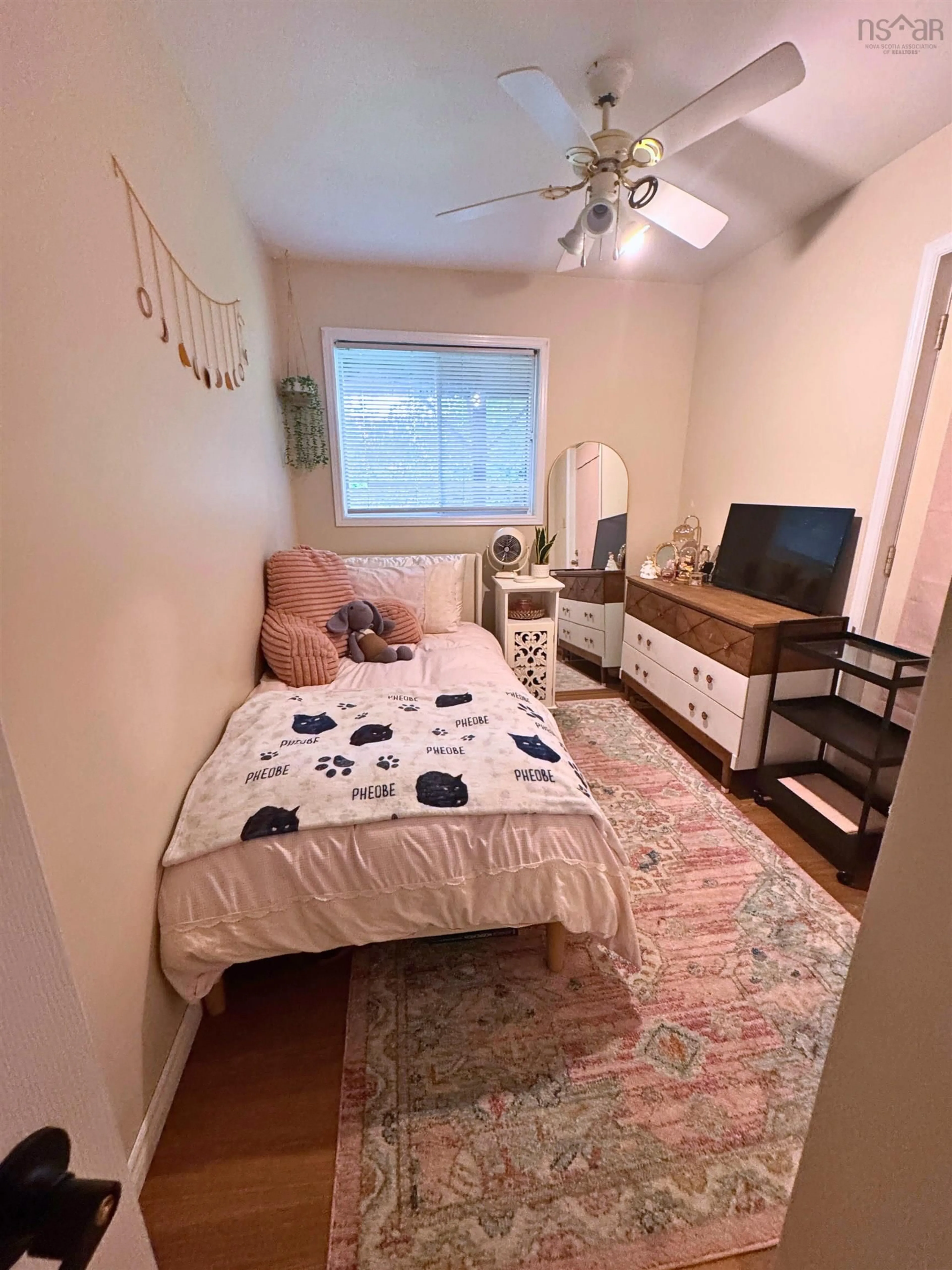 A pic of a room for 45 Florence Place Crt, Lower Sackville Nova Scotia B4C 3Z4
