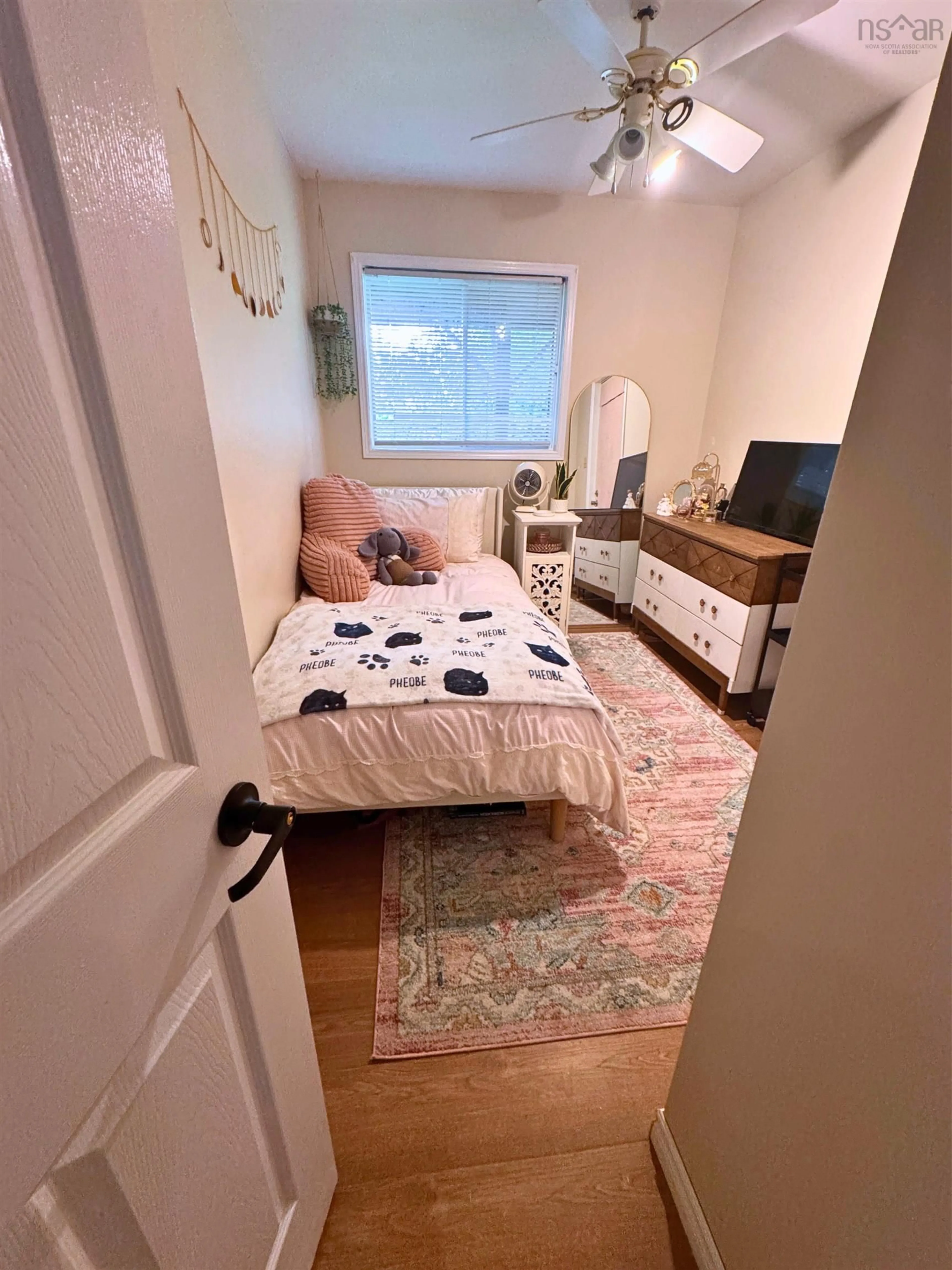 A pic of a room for 45 Florence Place Crt, Lower Sackville Nova Scotia B4C 3Z4