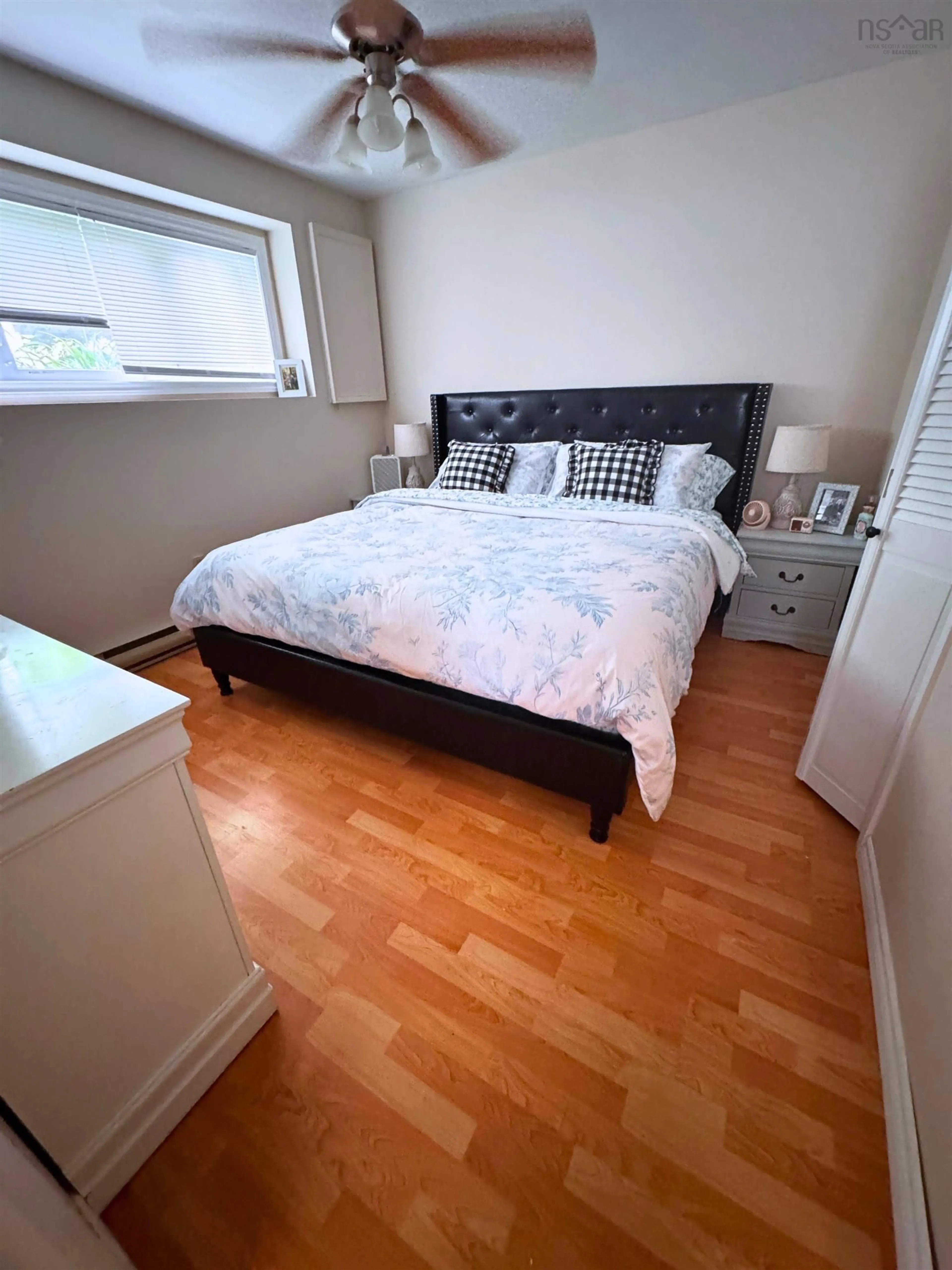 A pic of a room for 45 Florence Place Crt, Lower Sackville Nova Scotia B4C 3Z4