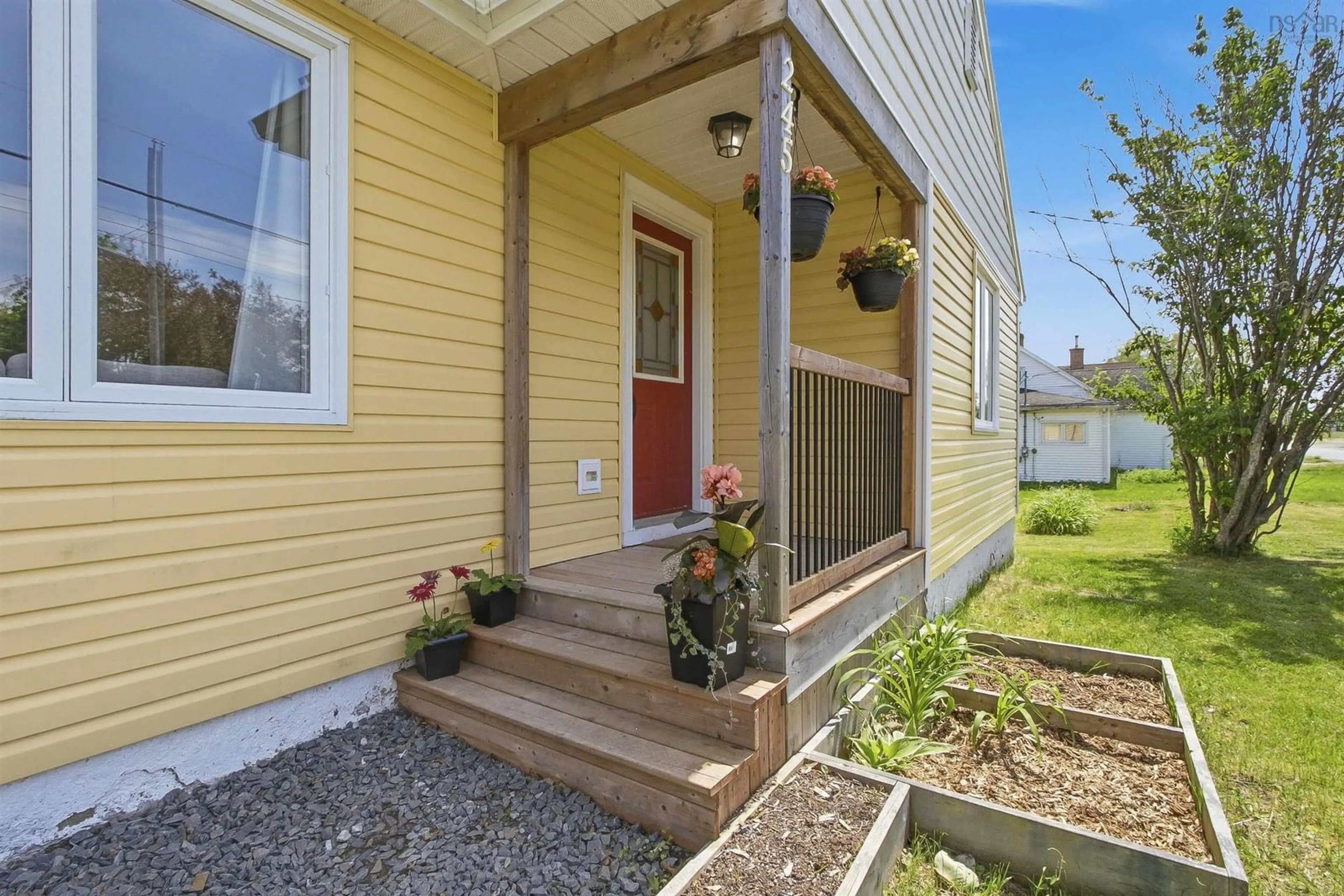 Patio, street for 245 Town Rd, Falmouth Nova Scotia B0P 1P0