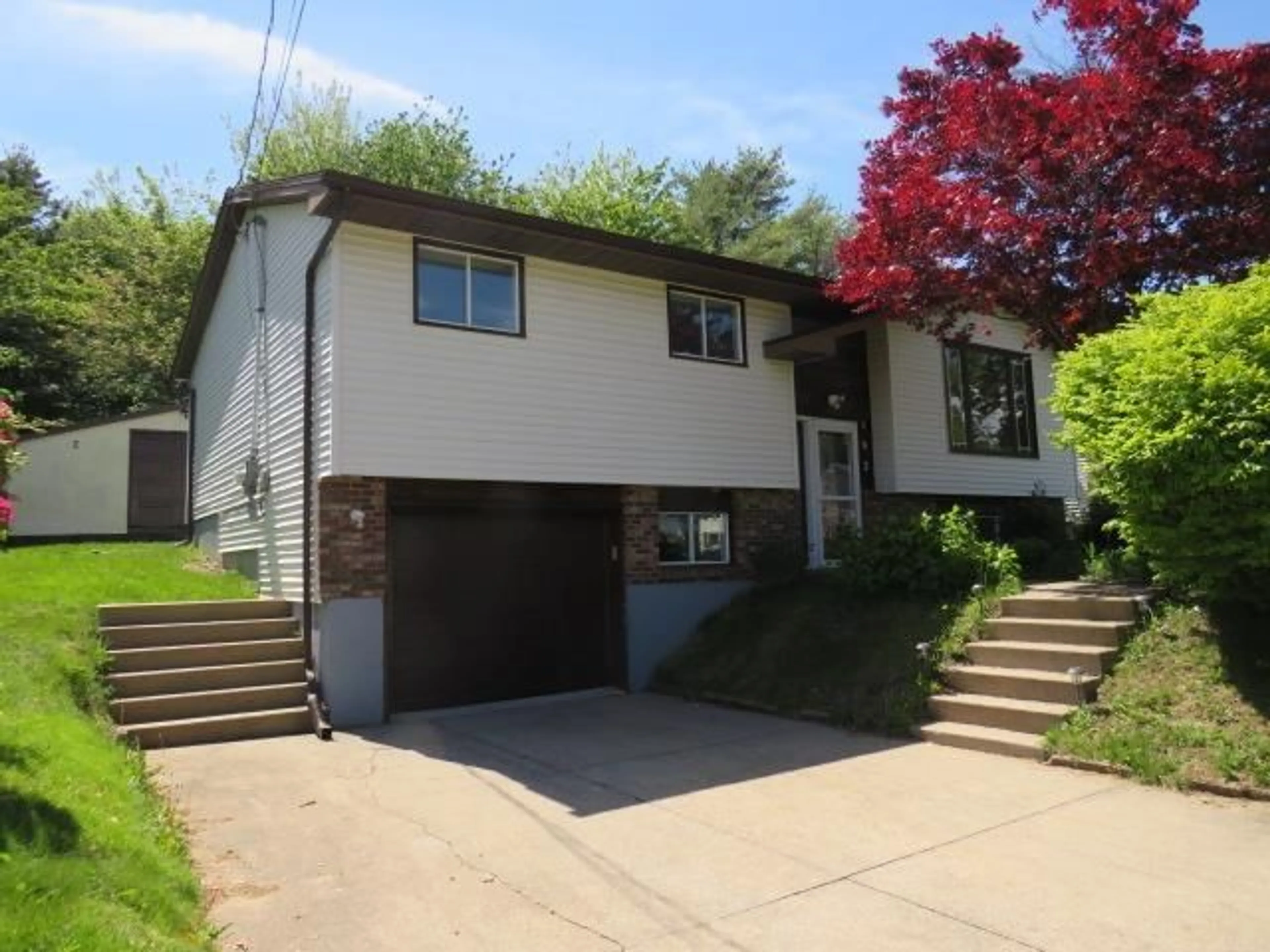 Home with vinyl exterior material, street for 102 Pondicherry Cres, Dartmouth Nova Scotia B2W 5C5