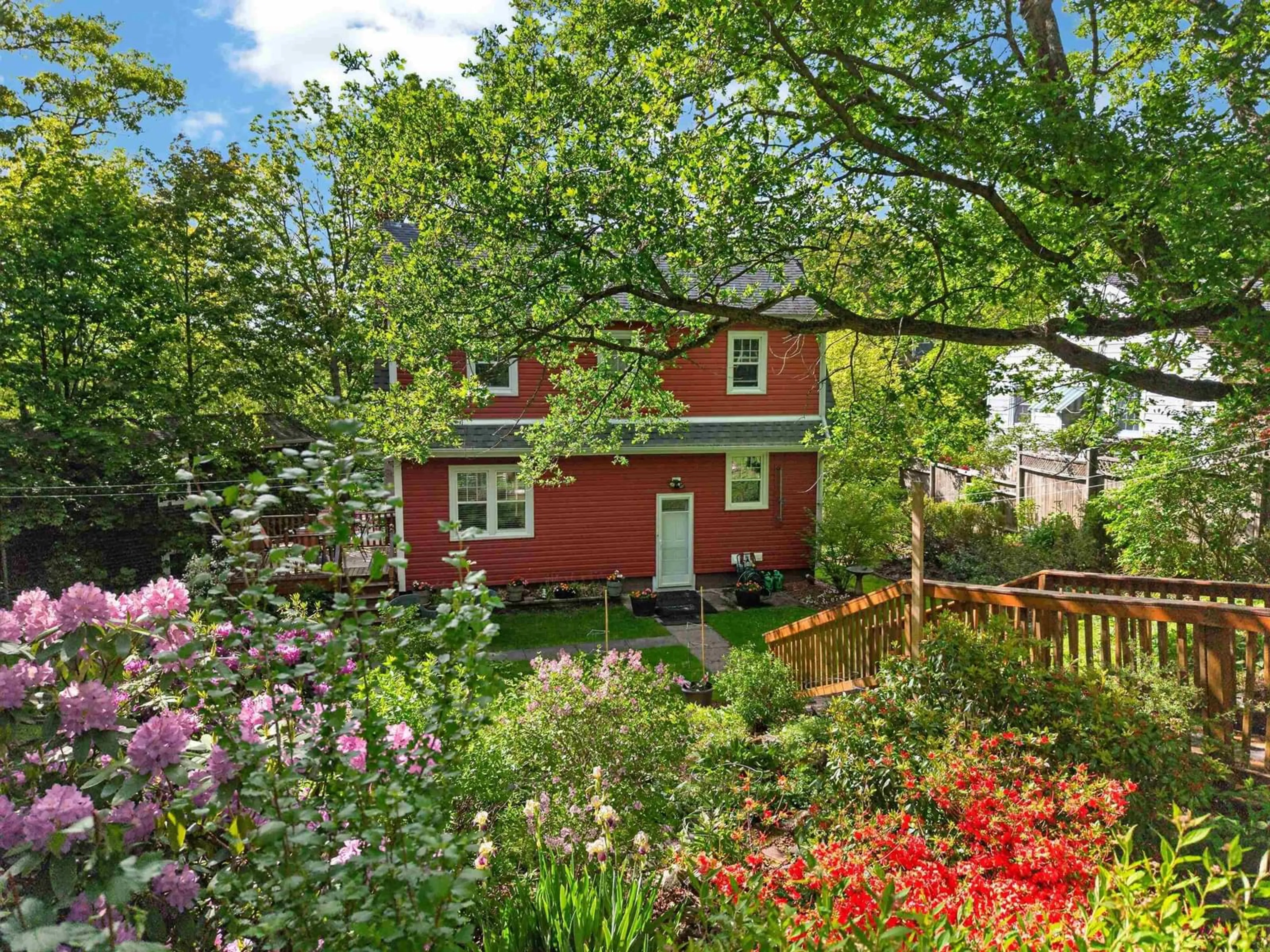 Shed for 48 Old Ferry Rd, Dartmouth Nova Scotia B2Y 2E7