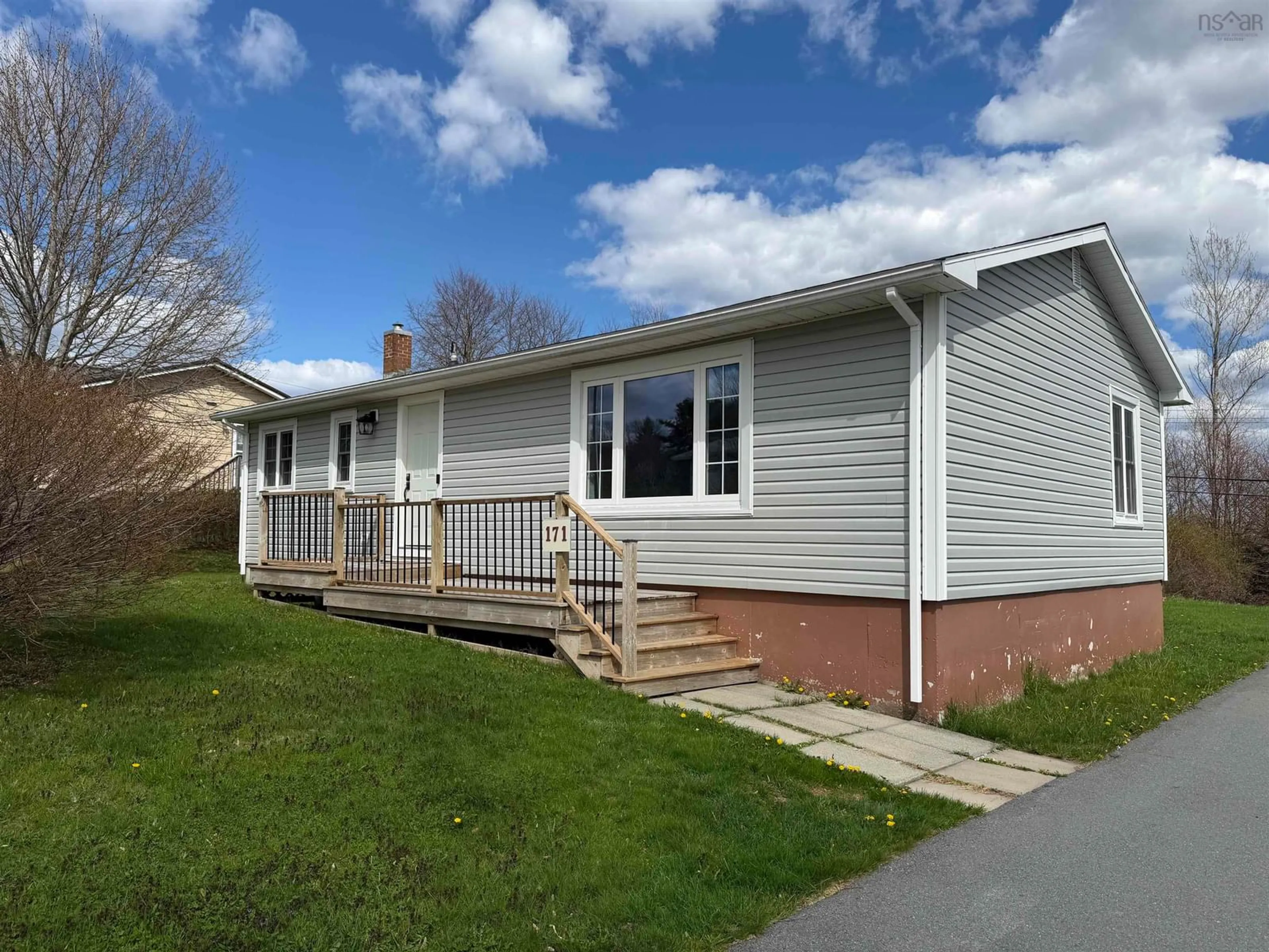 Home with vinyl exterior material, street for 171 Centennial Ave, Lunenburg Nova Scotia B0J 2C0