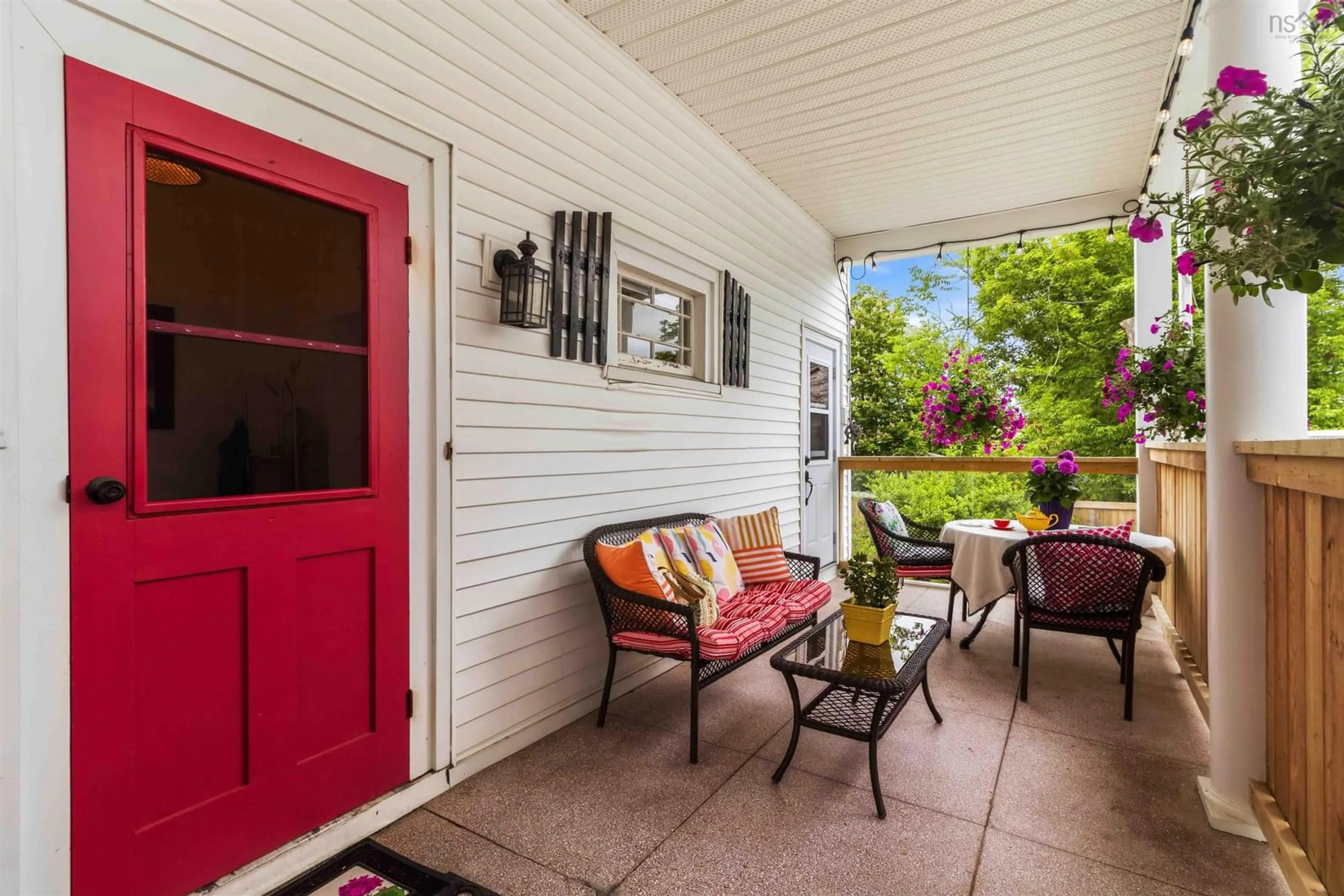 Patio, street for 24 Queen Street, Bridgewater Nova Scotia B4V 1P1