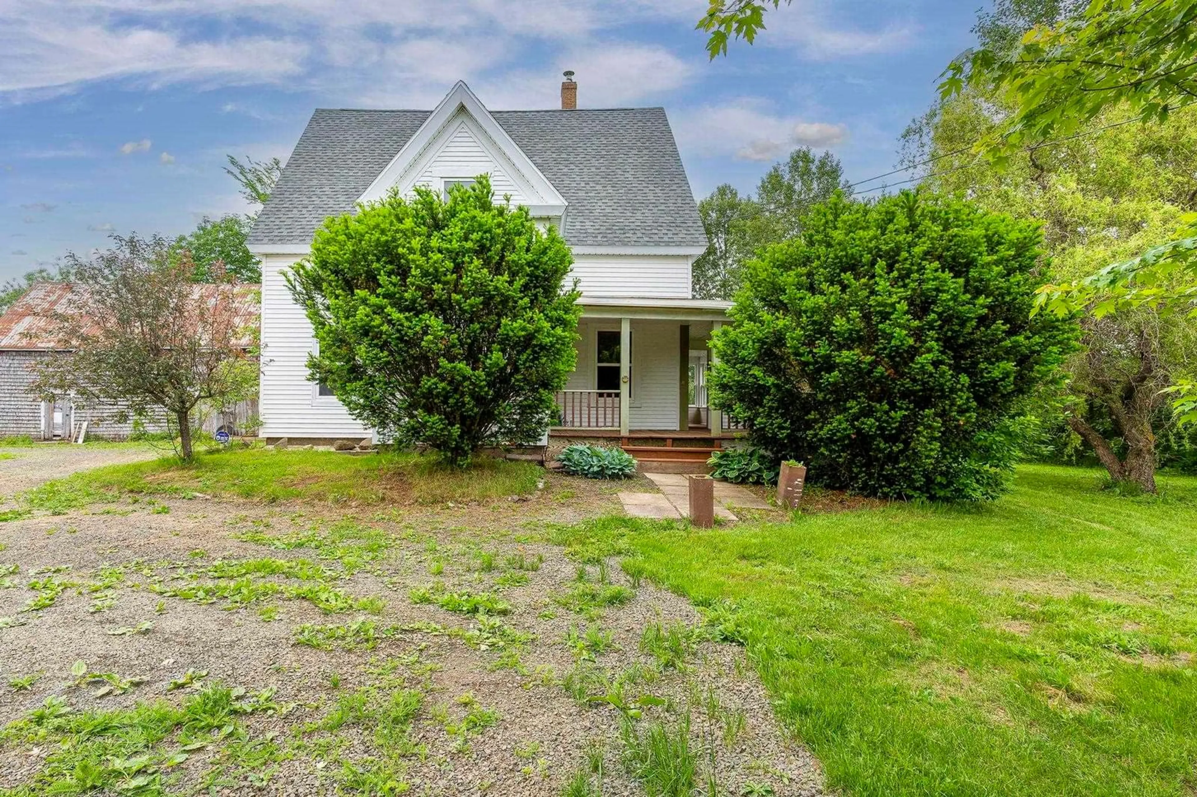 A pic from outside/outdoor area/front of a property/back of a property/a pic from drone, street for 186 Hebb's Landing Rd, Upper Granville Nova Scotia B0S 1C0