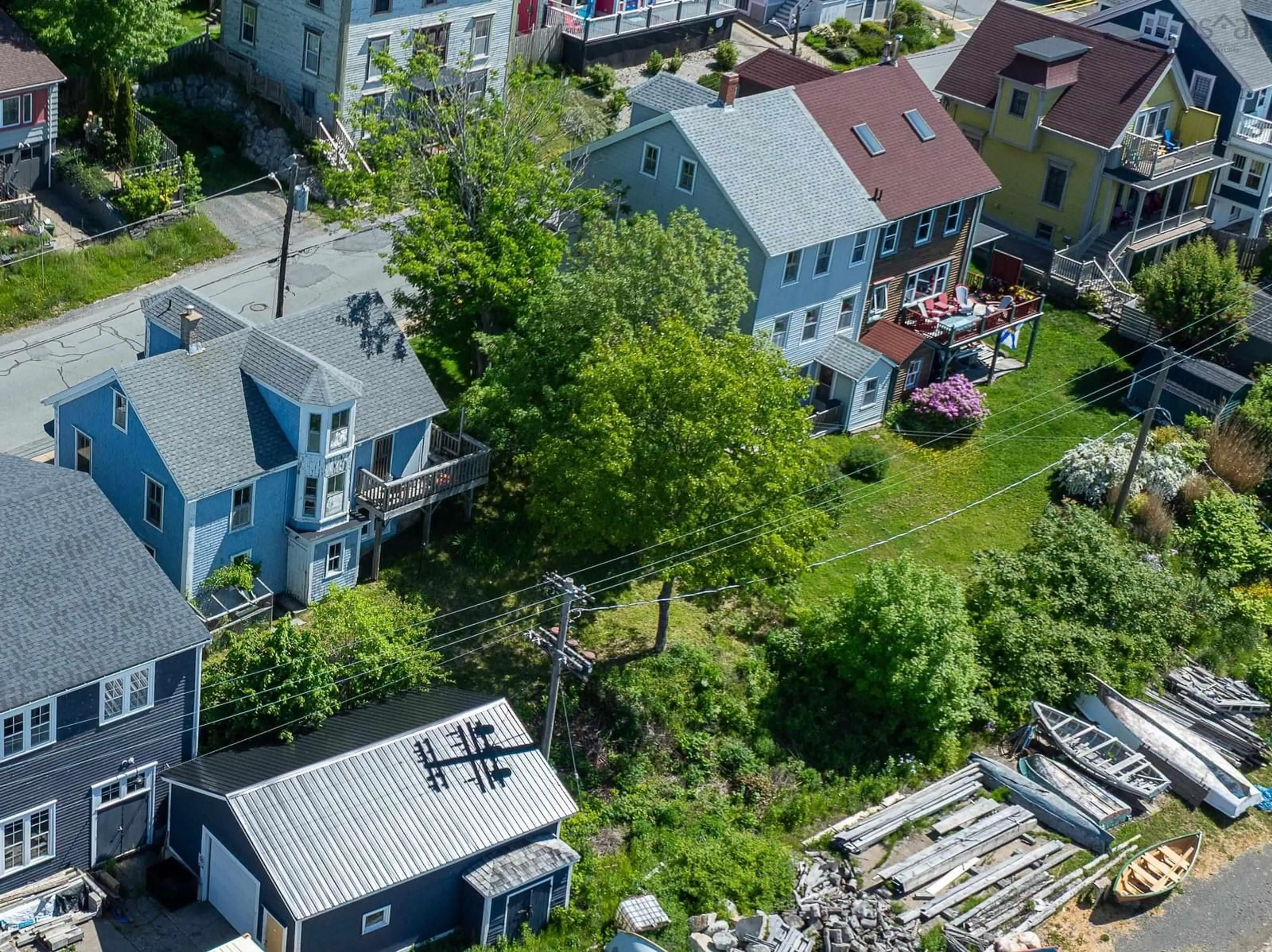 A pic from outside/outdoor area/front of a property/back of a property/a pic from drone, city buildings view from balcony for 200 Montague St, Lunenburg Nova Scotia B0J 2C0