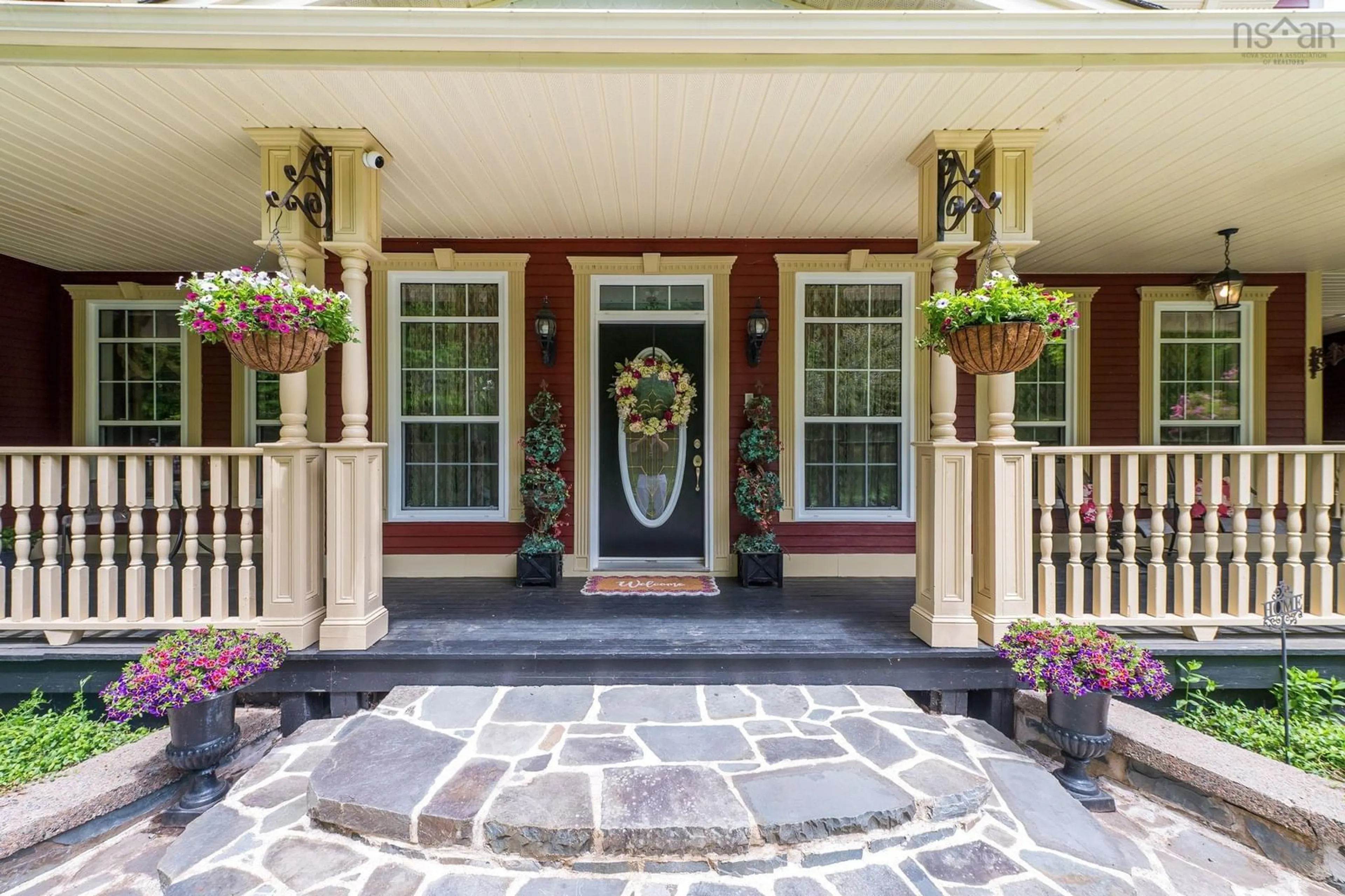 Indoor entryway for 532 Halfway Lake Dr, Hammonds Plains Nova Scotia B4B 1M9