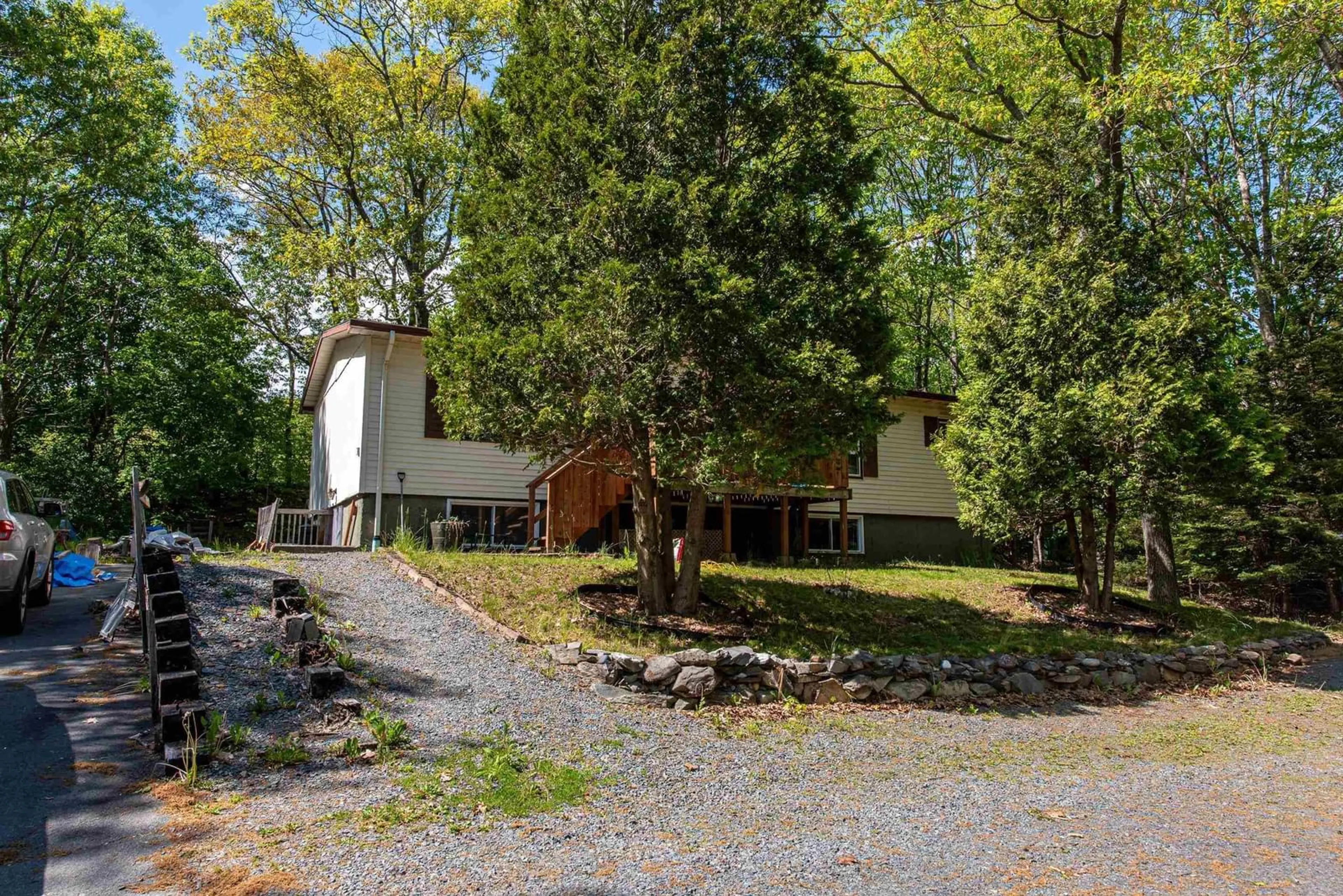 A pic from outside/outdoor area/front of a property/back of a property/a pic from drone, unknown for 386 Rocky Lake Dr, Bedford Nova Scotia B4A 2T5