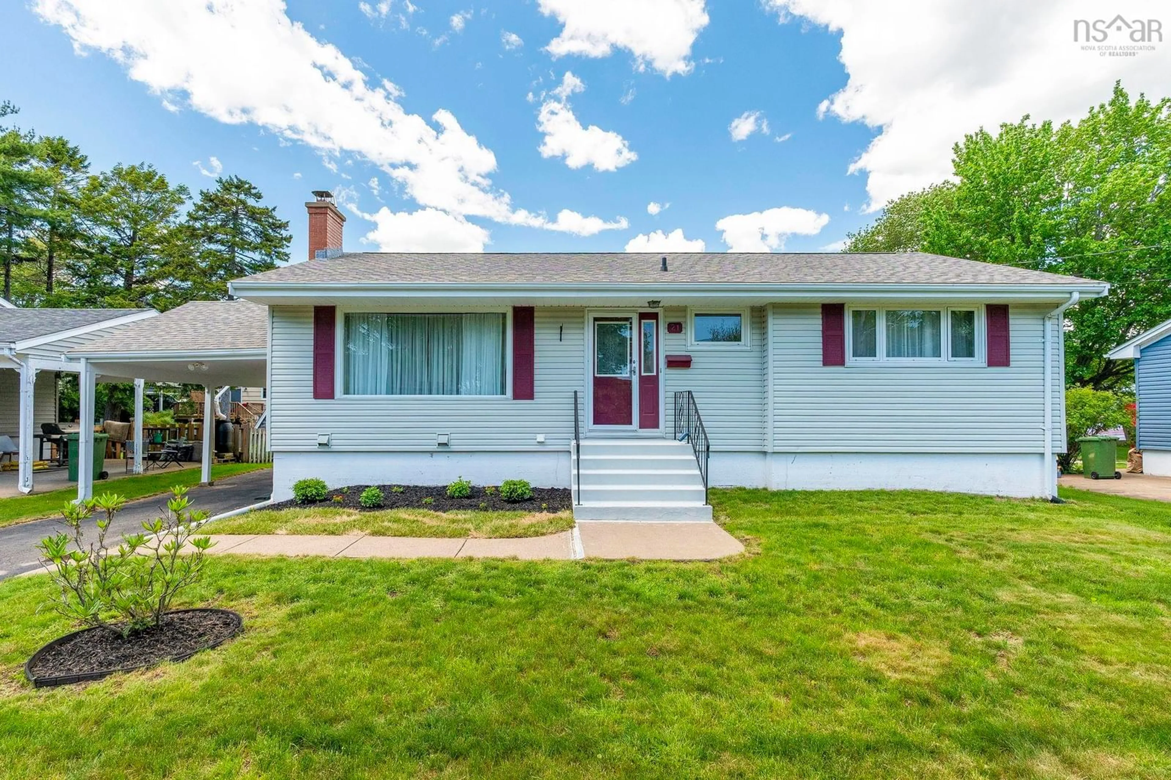 Home with vinyl exterior material, street for 21 Canary Cres, Halifax Nova Scotia B3M 1R2