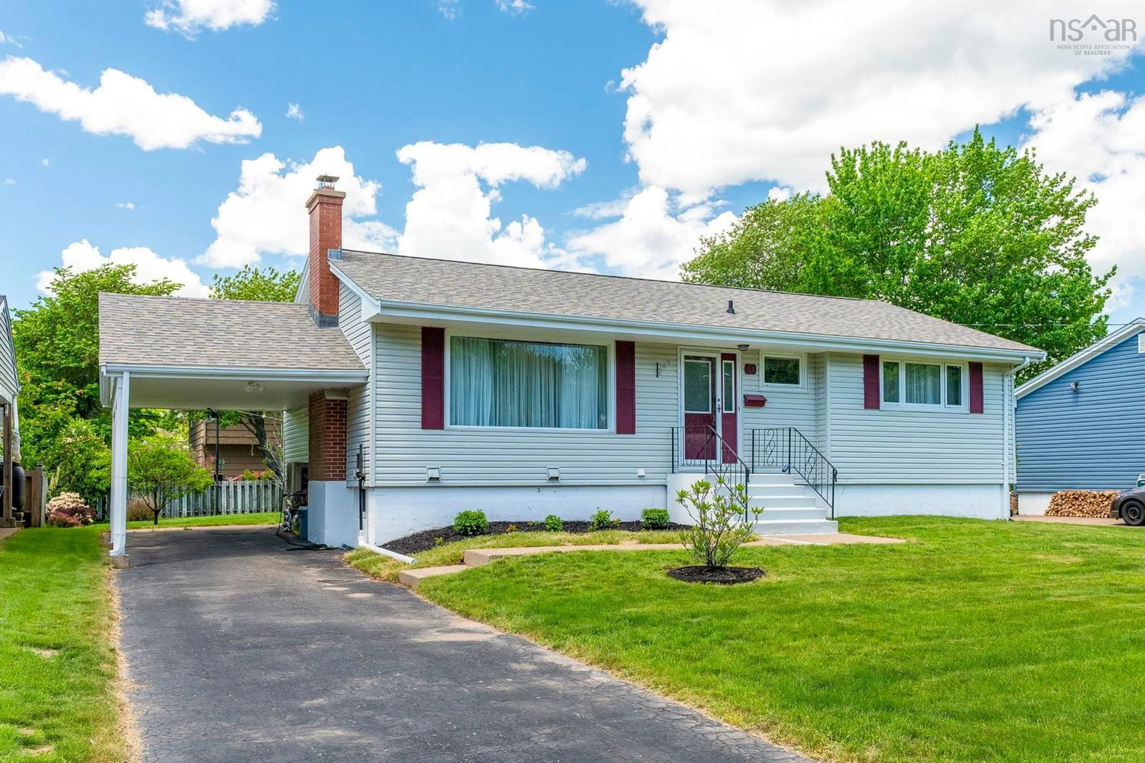 Home with vinyl exterior material, street for 21 Canary Cres, Halifax Nova Scotia B3M 1R2