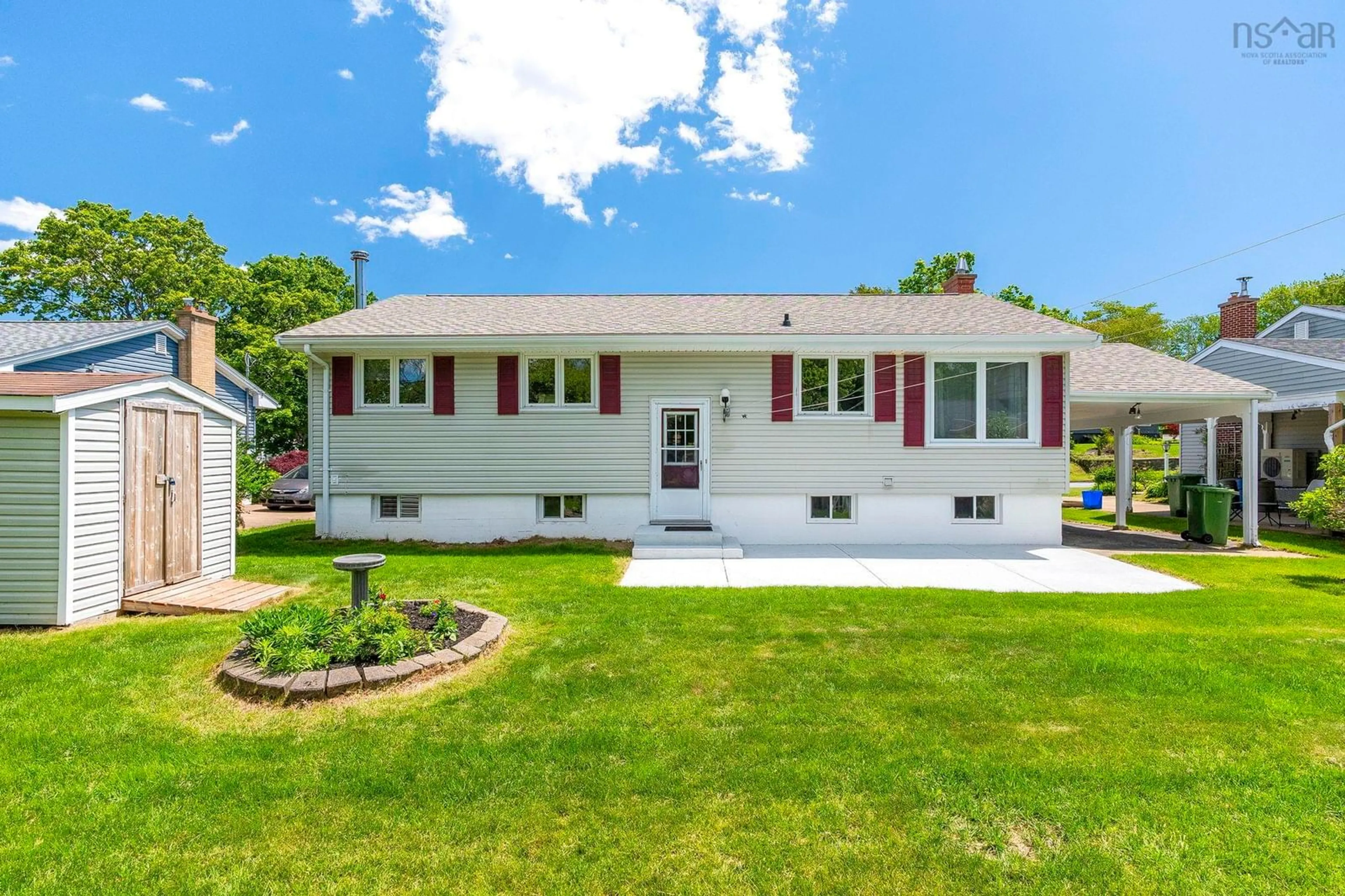 Home with vinyl exterior material, unknown for 21 Canary Cres, Halifax Nova Scotia B3M 1R2