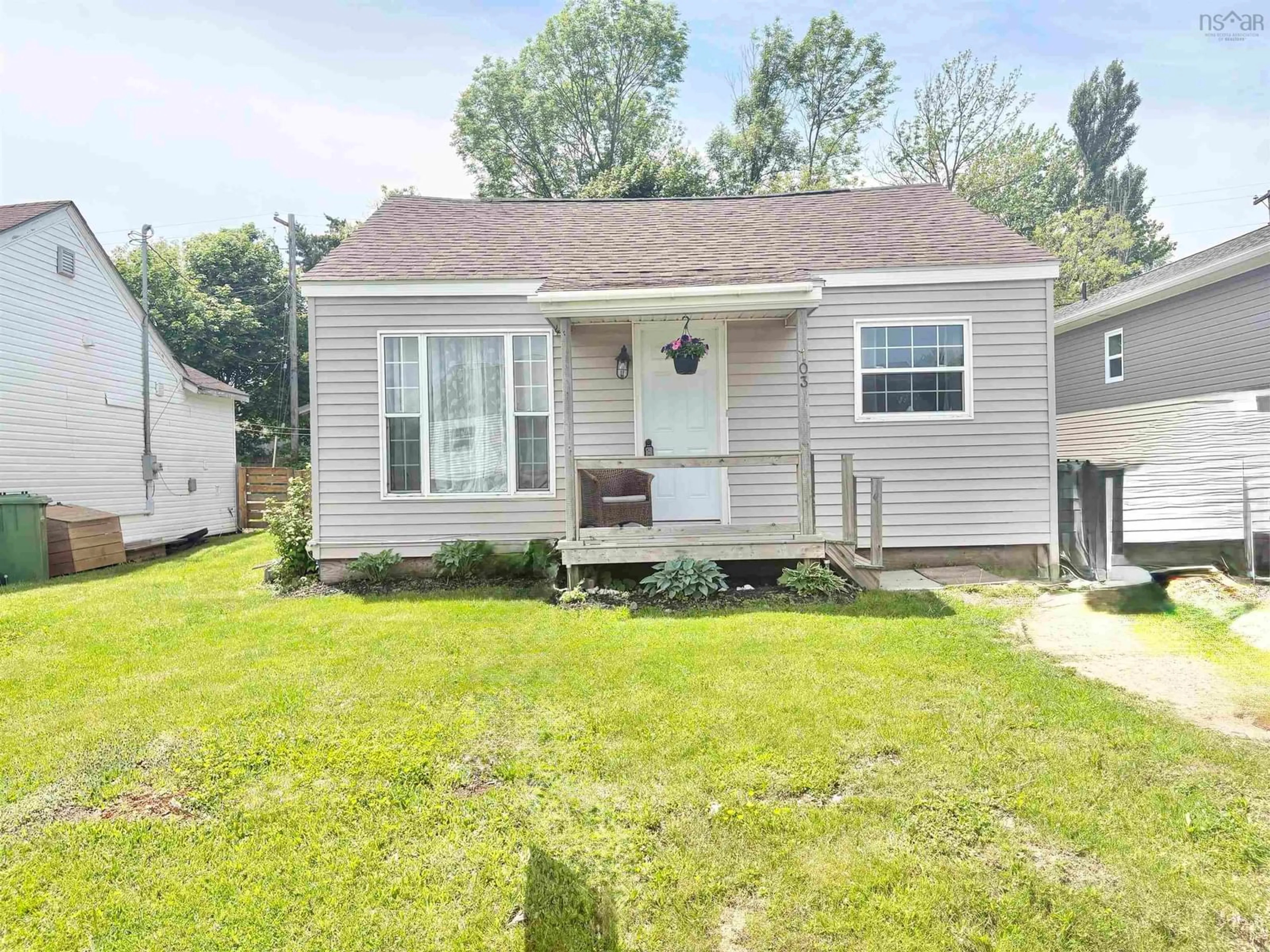 Unknown for 103 Cedar St, Pictou Nova Scotia B0K 1H0
