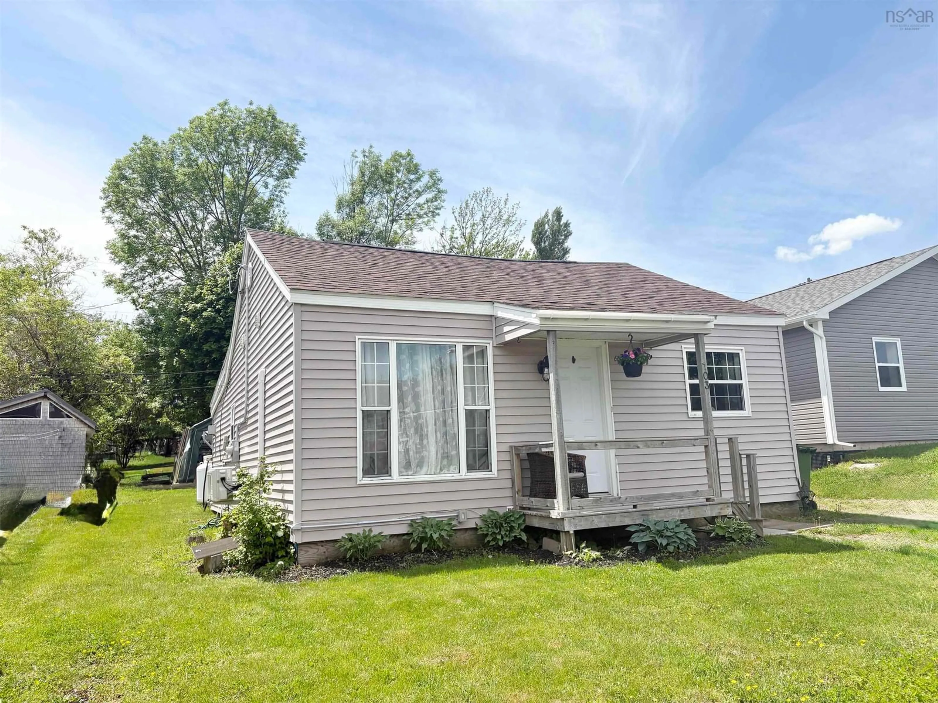 Home with vinyl exterior material, street for 103 Cedar St, Pictou Nova Scotia B0K 1H0