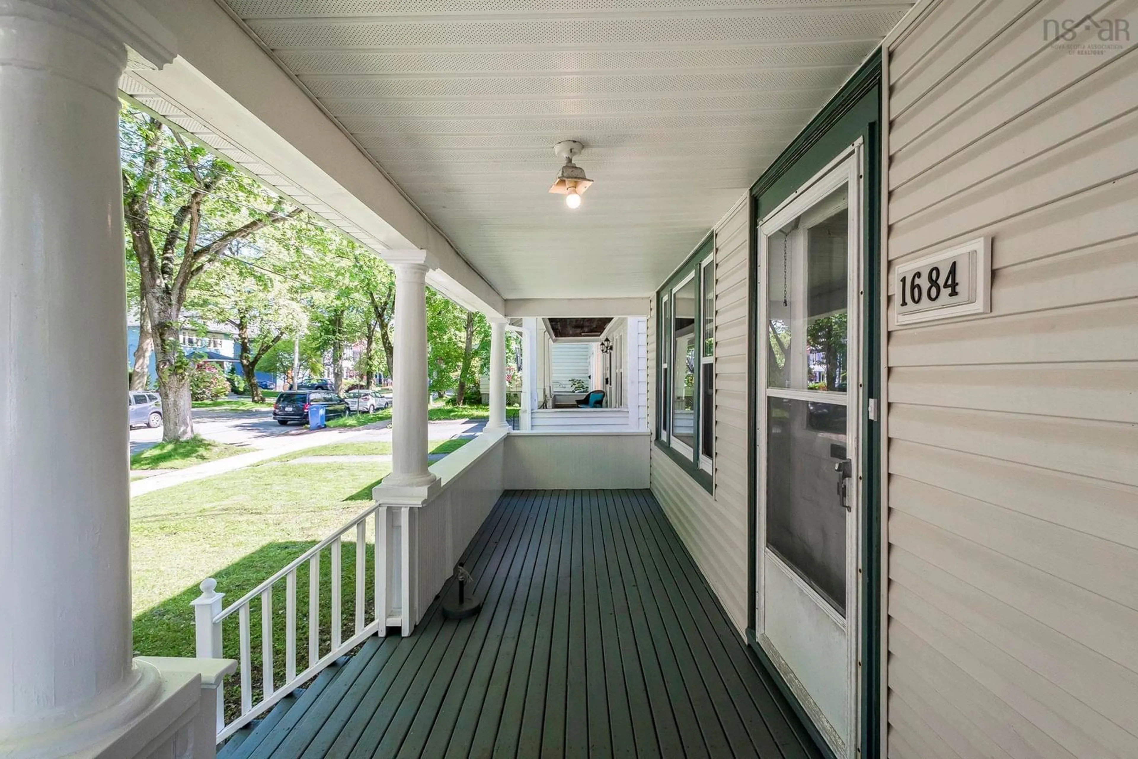 Patio, street for 1684 Walnut St, Halifax Nova Scotia B3H 3S4