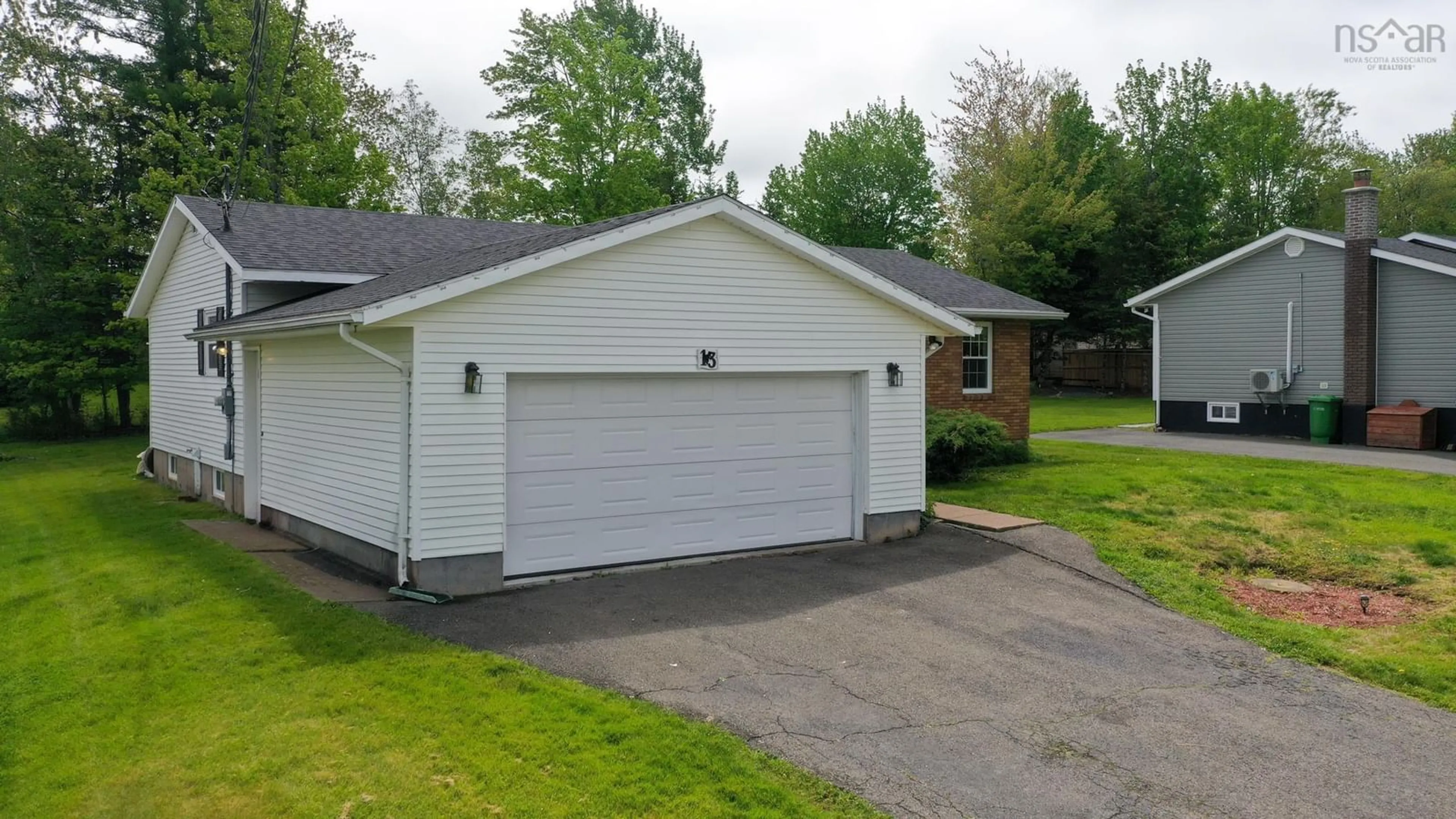 Indoor garage for 13 Cedar Dr, Stellarton Nova Scotia B0K 1S0