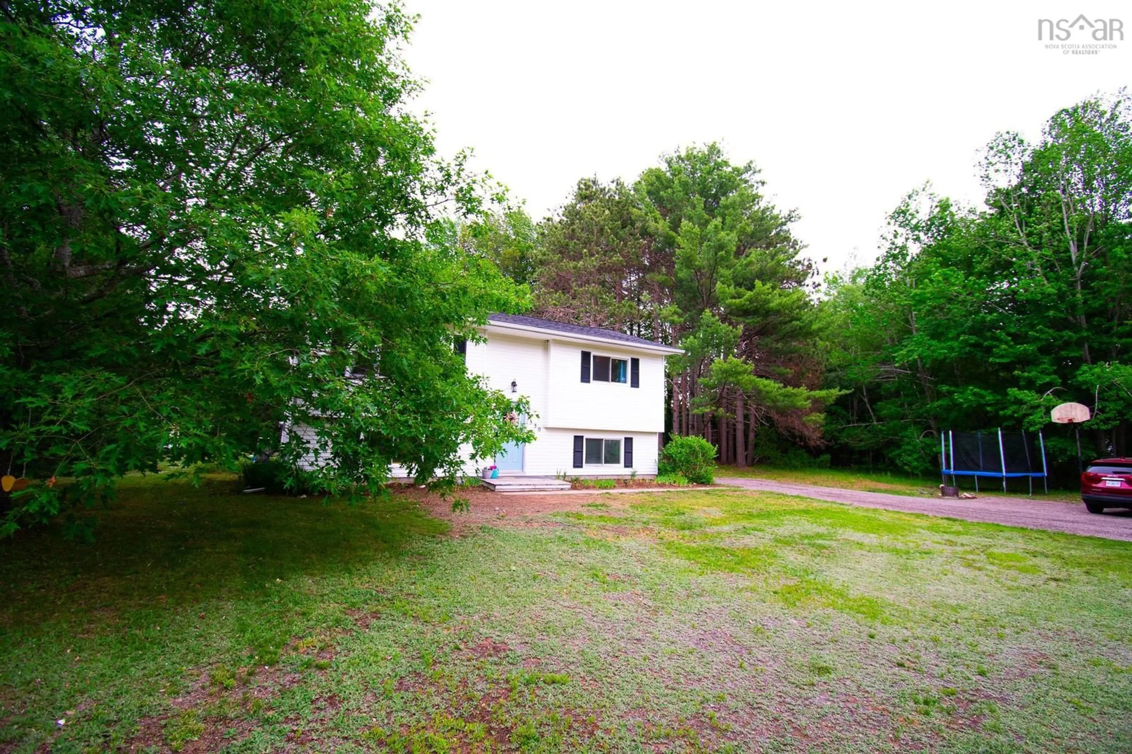 A pic from outside/outdoor area/front of a property/back of a property/a pic from drone, unknown for 530 Bluenose Ave, Meadowvale Nova Scotia B0P 1R0