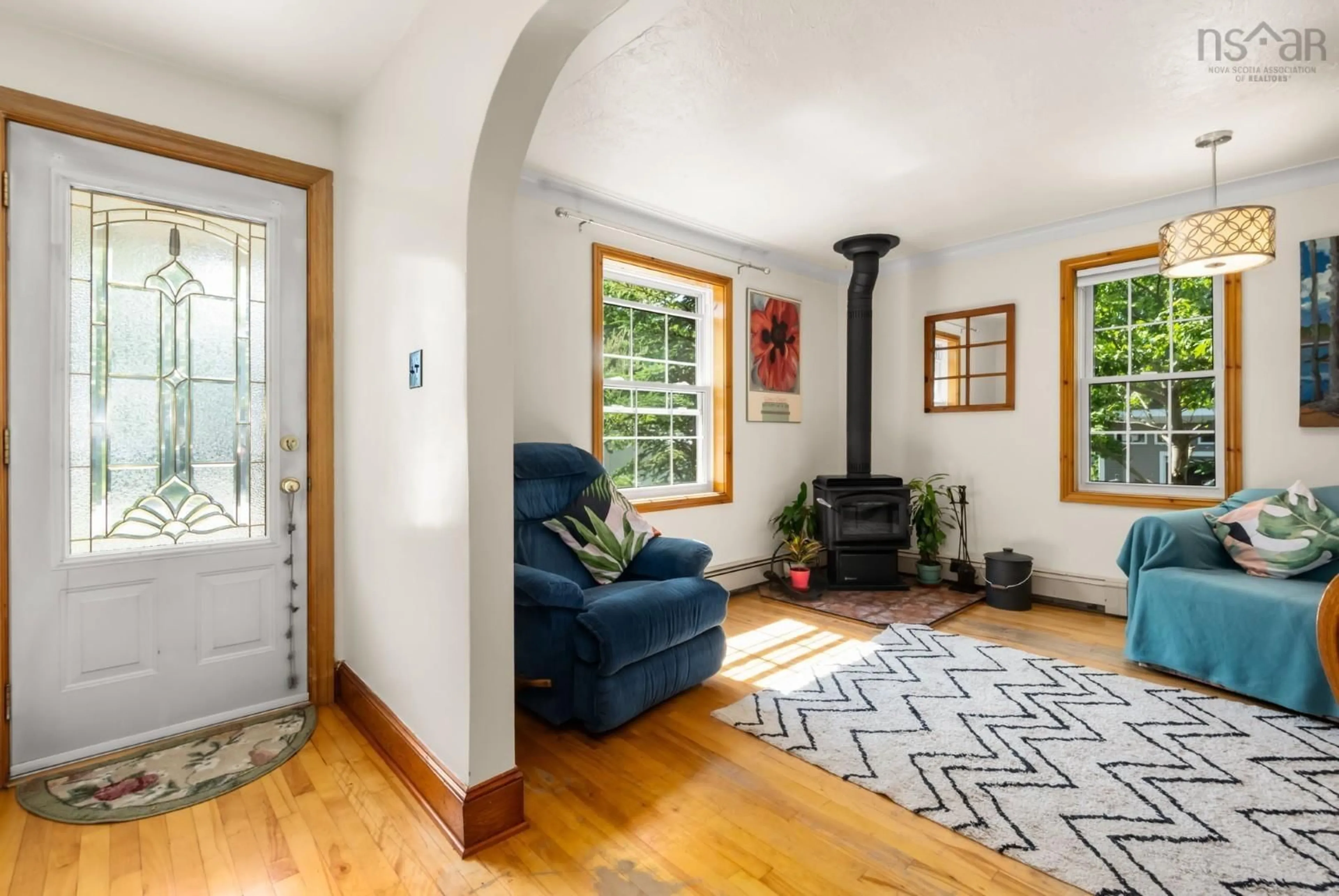 Indoor entryway for 23 Circle Dr, Halifax Nova Scotia B3P 1T9