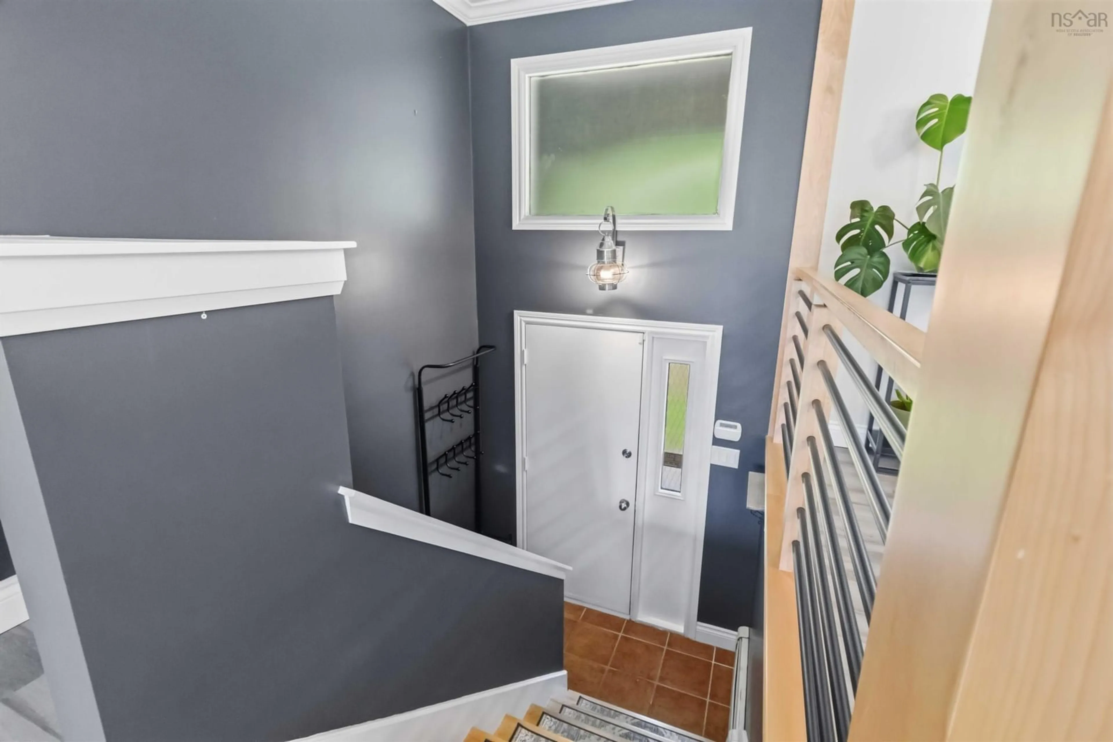 Indoor entryway for 601 Lakeview Ave, Middle Sackville Nova Scotia B4E 3B8