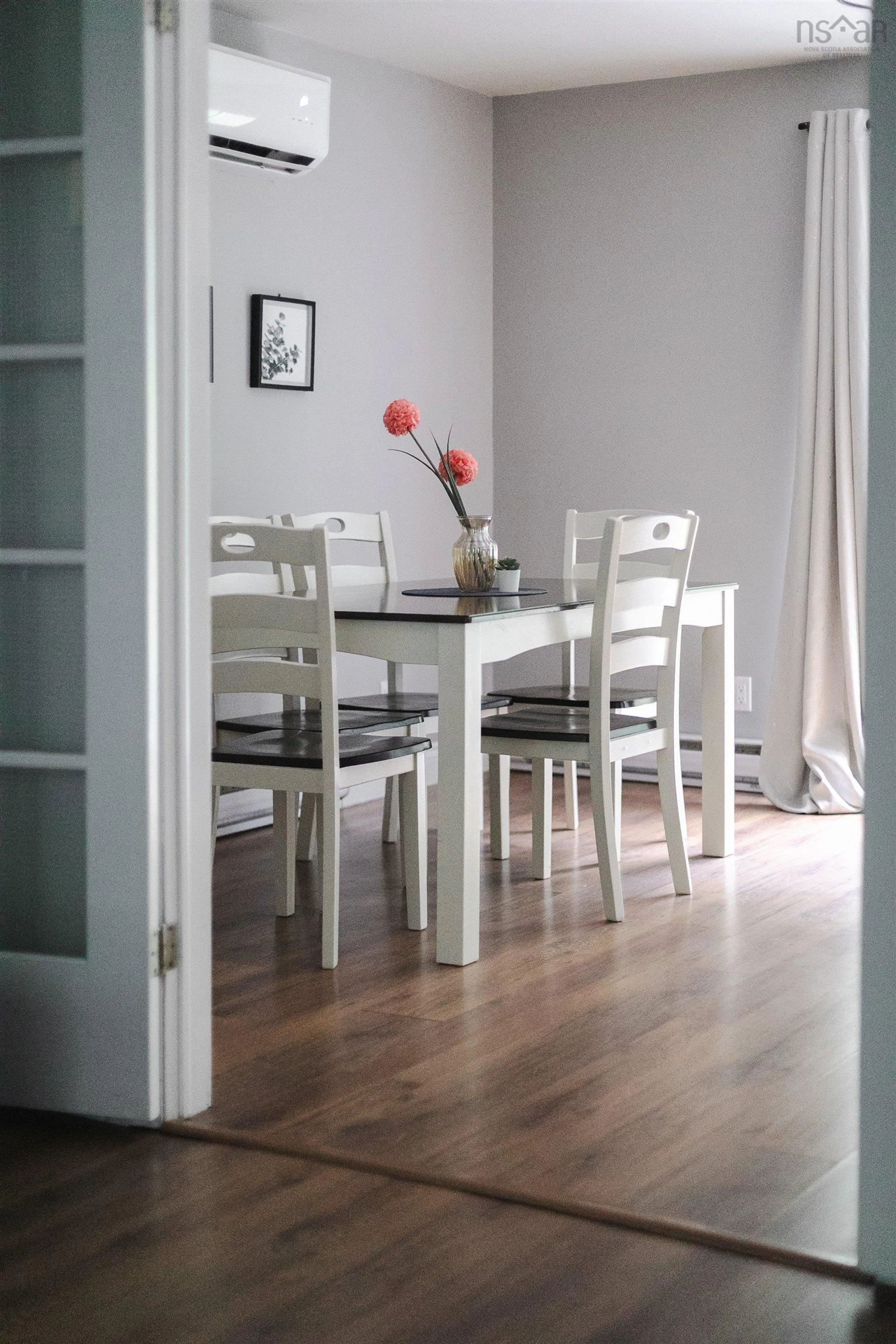Dining room, wood/laminate floor for 4 Beamish Rd, Mount Uniacke Nova Scotia B0N 1Z0