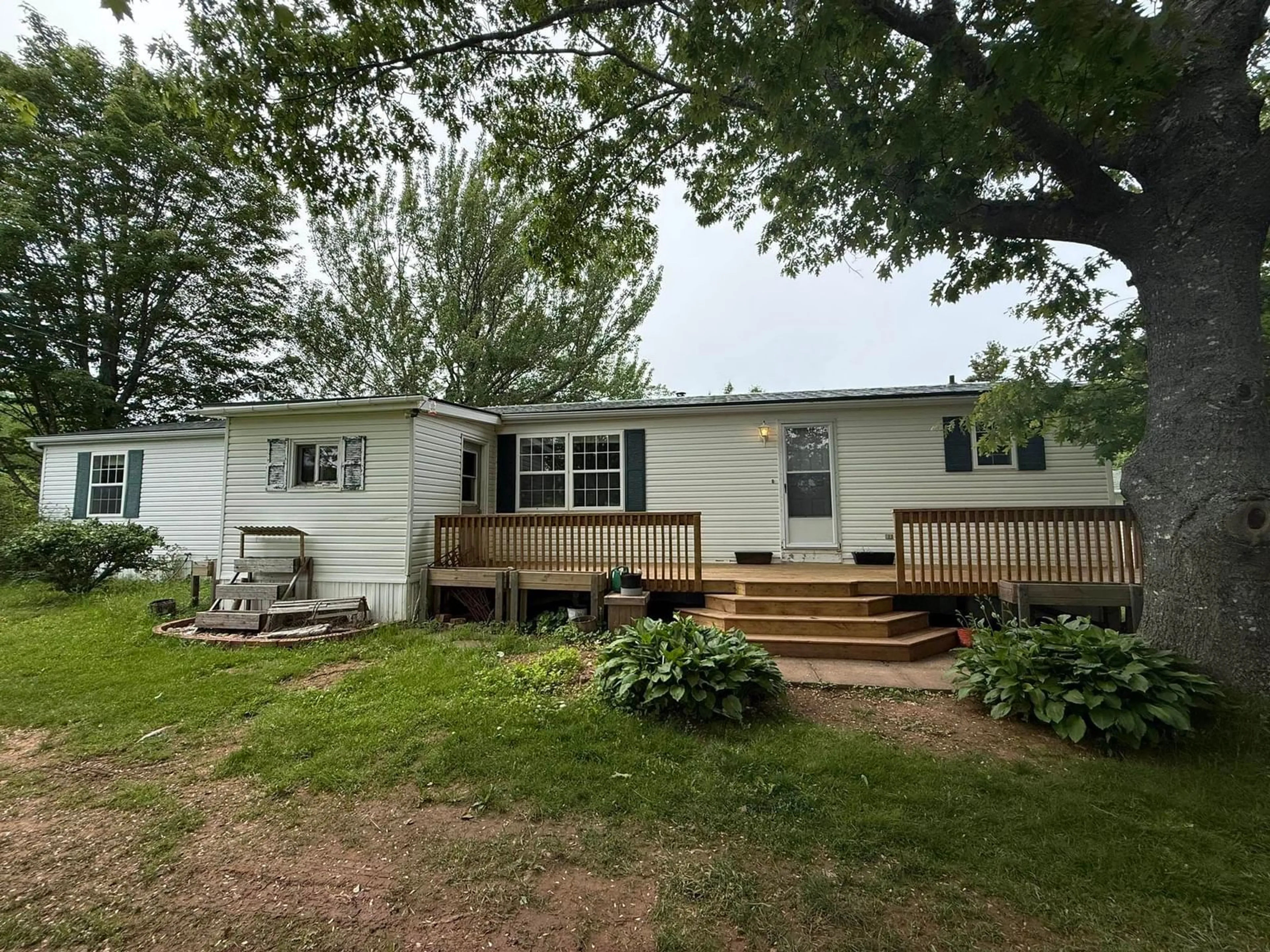 Home with vinyl exterior material, unknown for 1061 Mountain Rd, Mountain Road Nova Scotia B0K 1N0