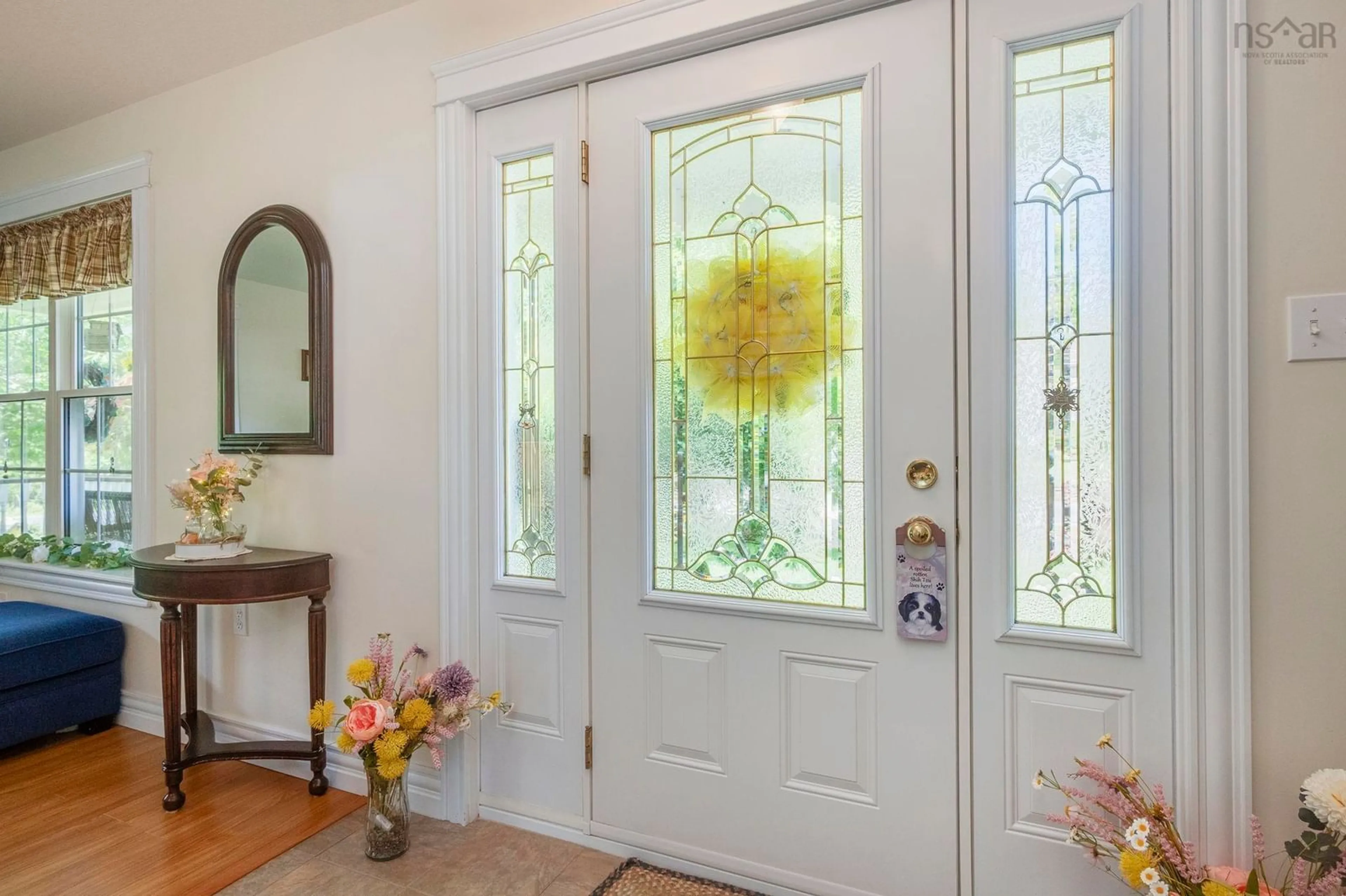 Indoor entryway for 4 Laurel Street, Kingston Nova Scotia B0P 1R0