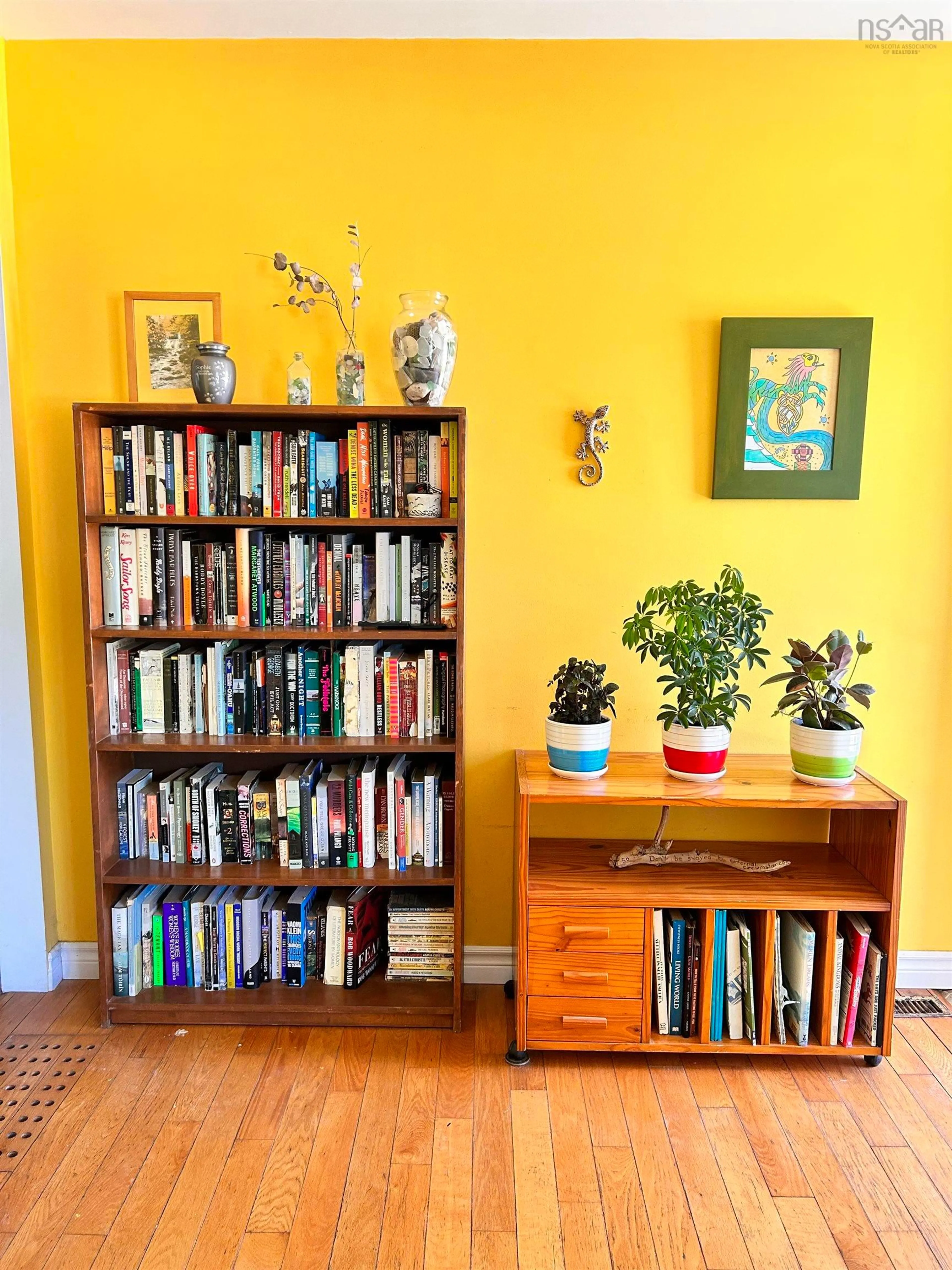 Living room with furniture, wood/laminate floor for 18 Oak Cres, Port Hawkesbury Nova Scotia B9A 3H4
