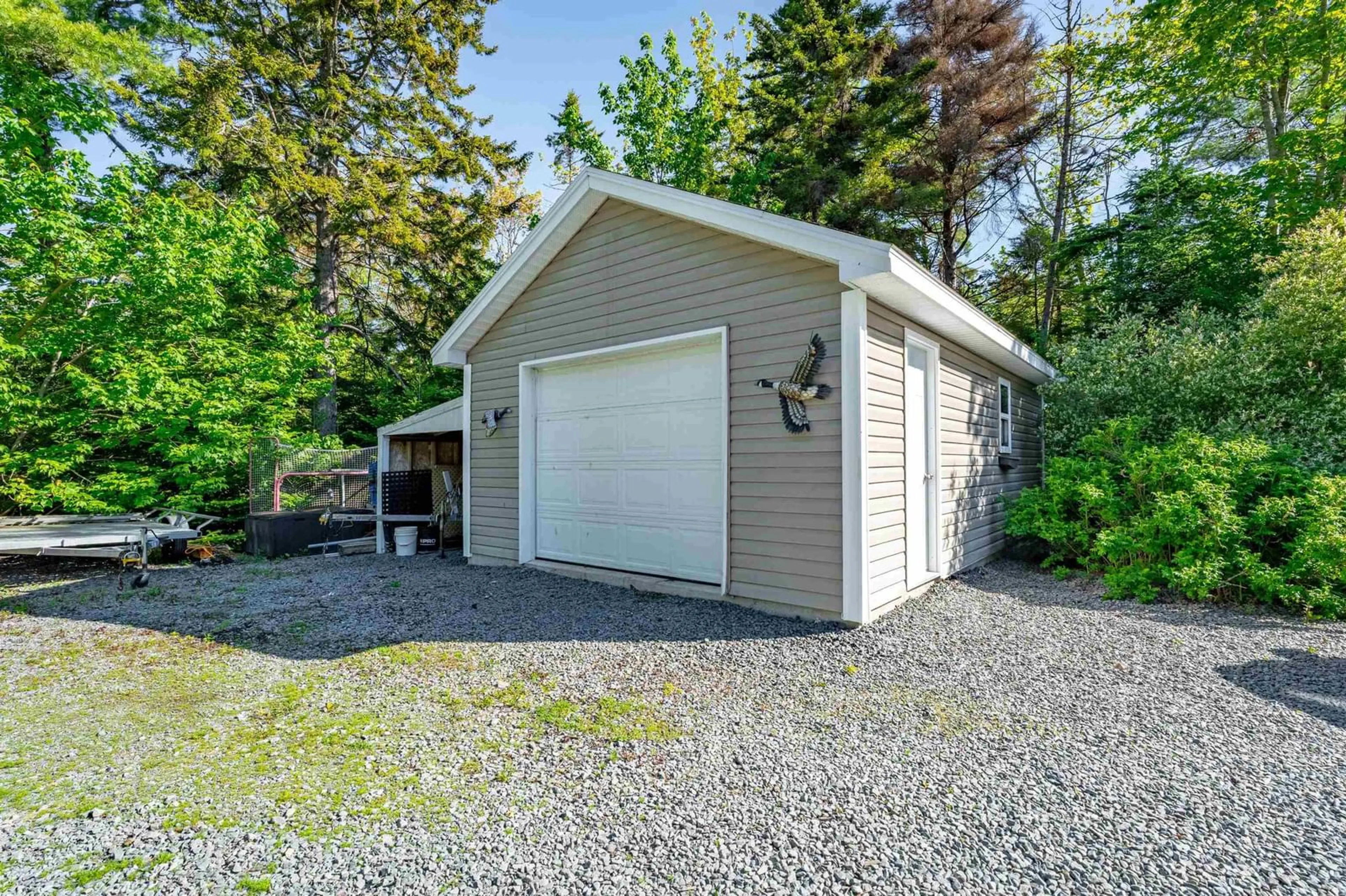 Indoor garage for HWY 357 Musquodoboit Harbour Hwy #749, Musquodoboit Harbour Nova Scotia B0J 2L0