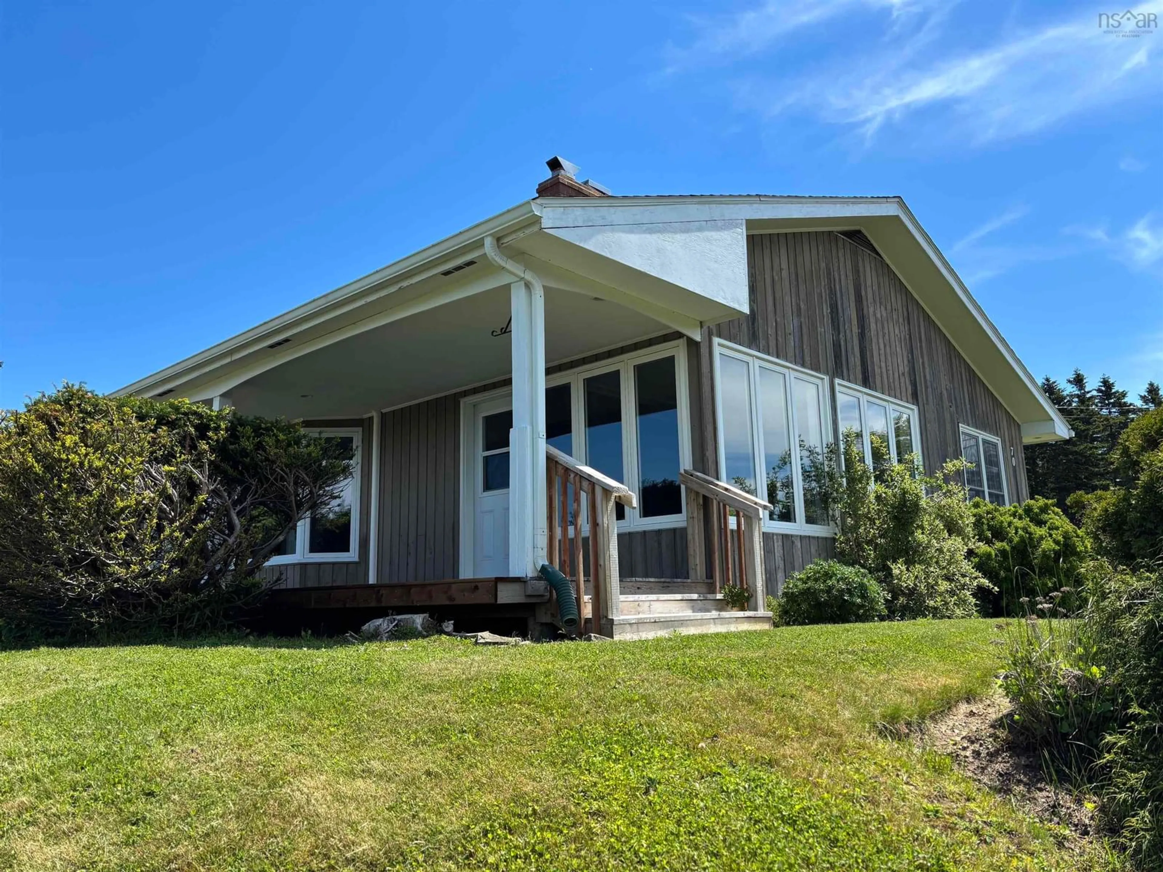 Home with vinyl exterior material, unknown for 70 Staney Brae Drive, Georges River Nova Scotia B1Y 3G1