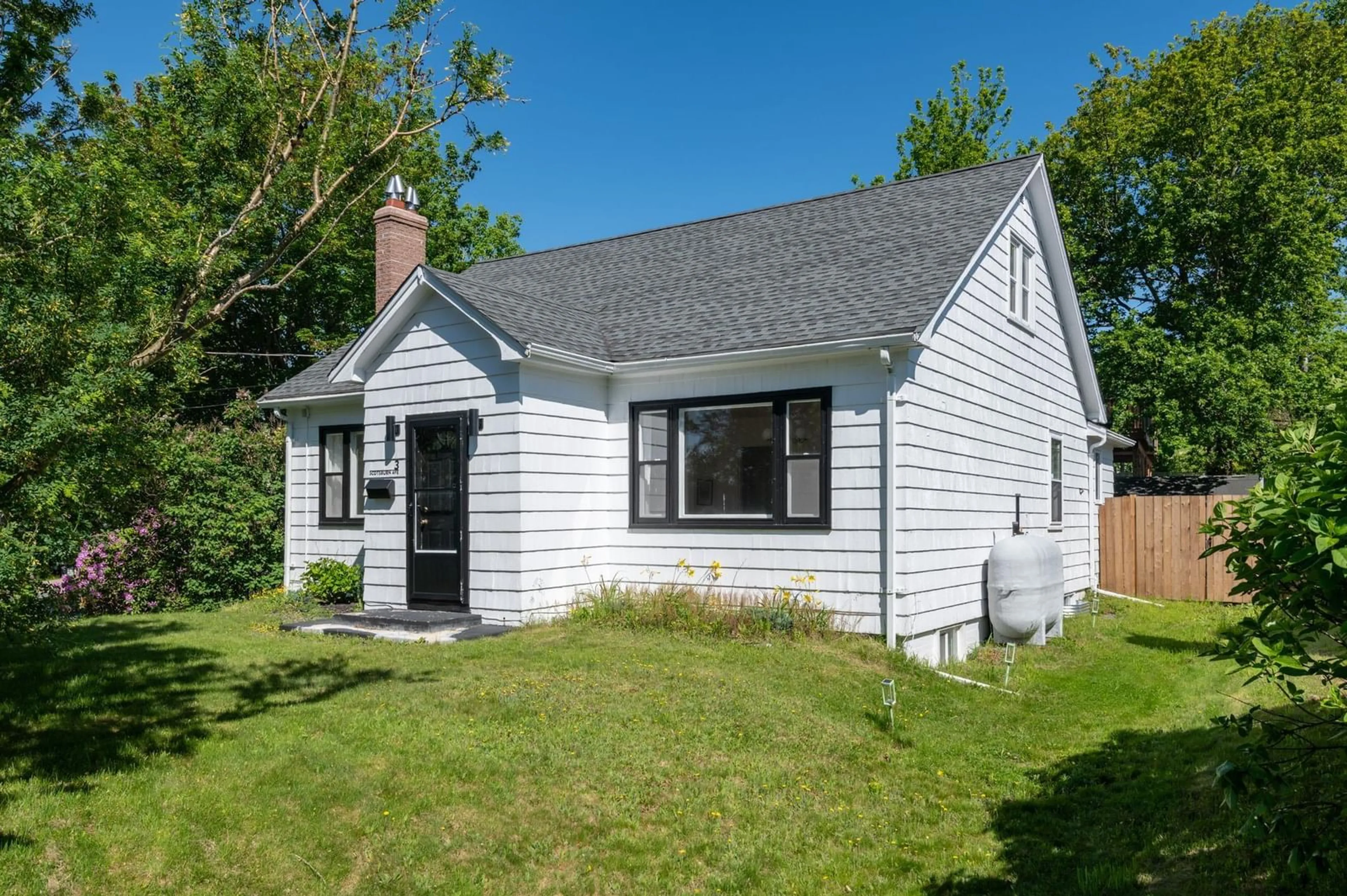 Home with vinyl exterior material, street for 3 Scotsburn Ave, Dartmouth Nova Scotia B2X 1P8