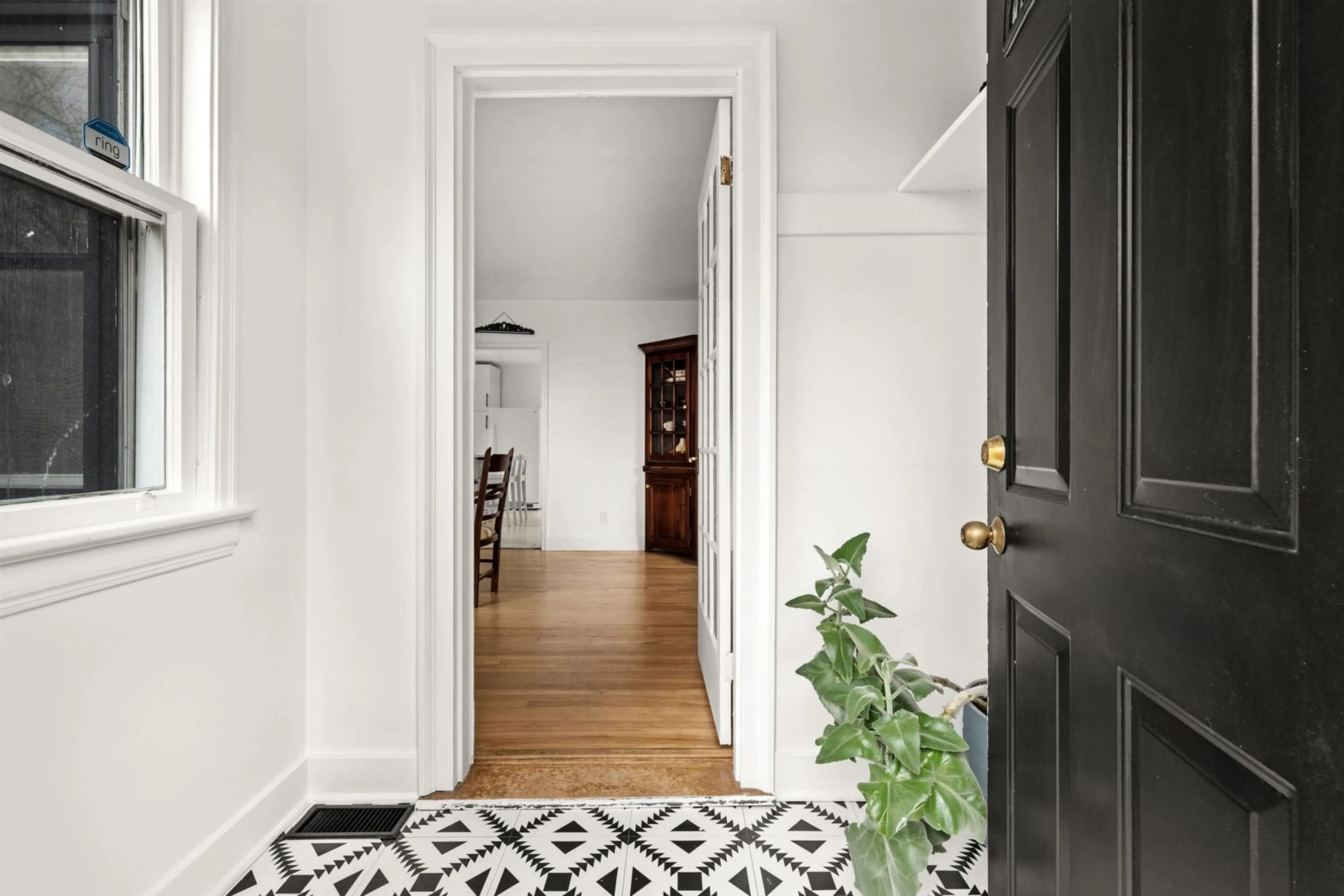 Indoor entryway for 3 Scotsburn Ave, Dartmouth Nova Scotia B2X 1P8