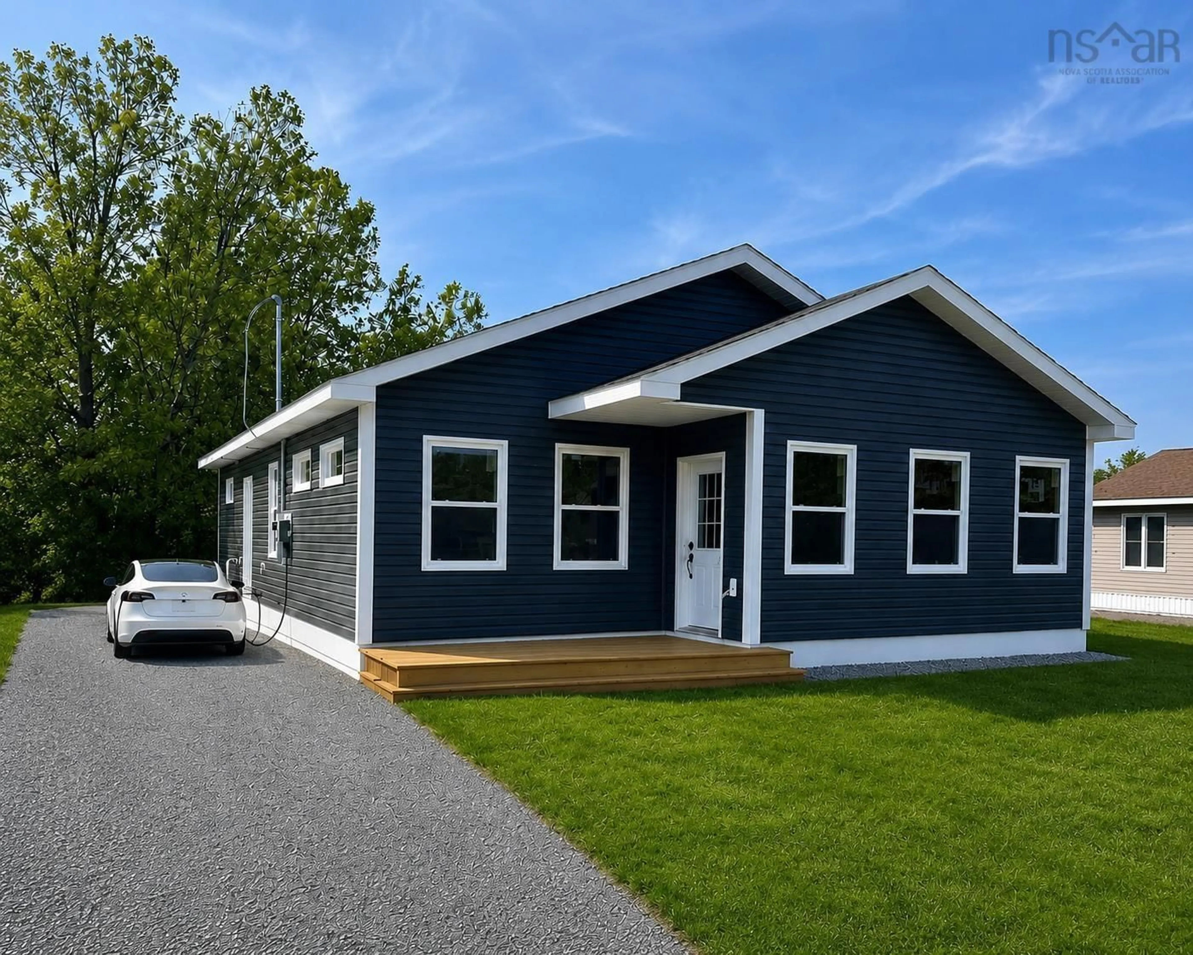 Home with vinyl exterior material, building for 164 Oak St, Pictou Nova Scotia B0K 1H0