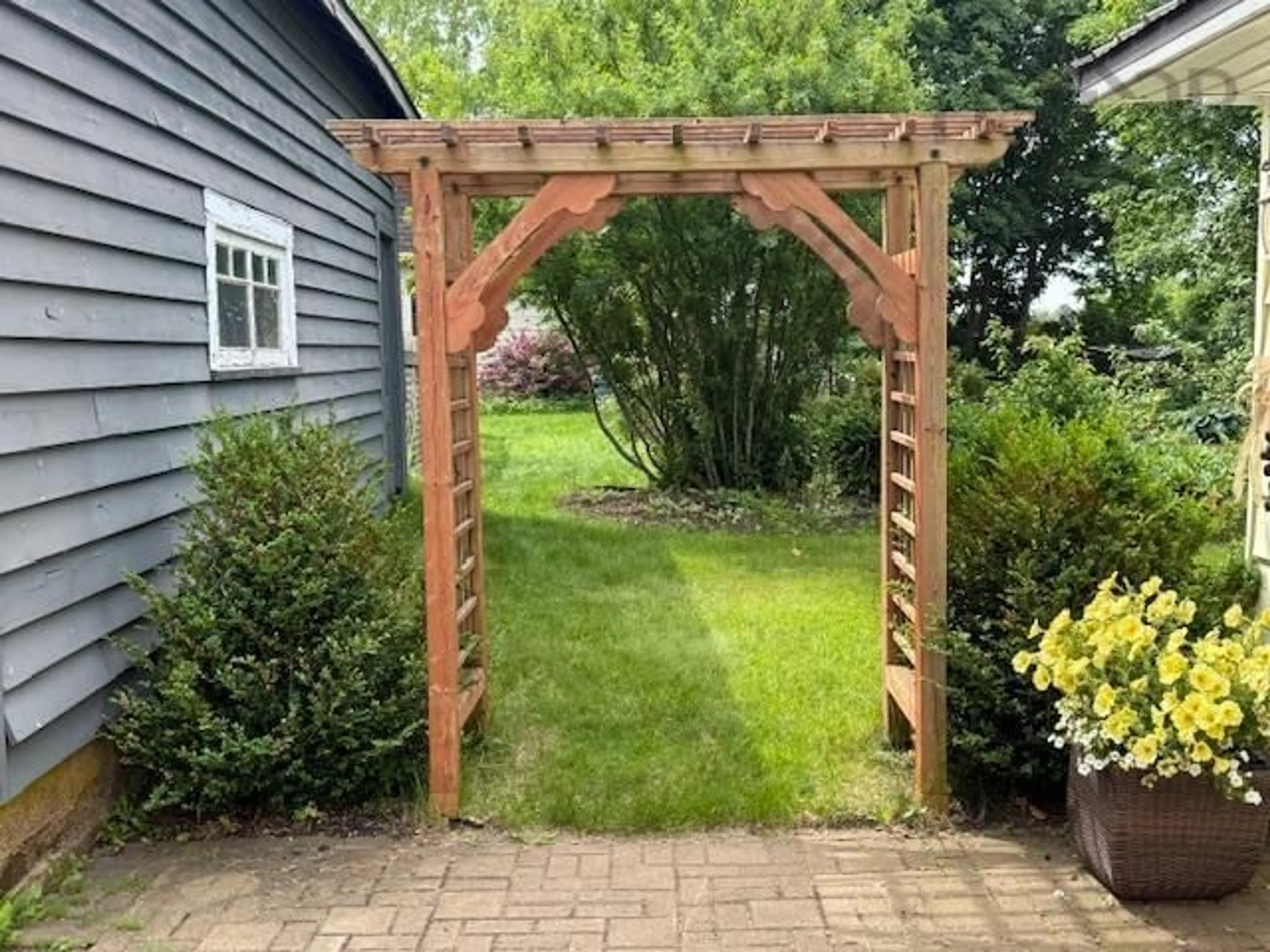 Patio, street for 9682 Highway 221, Canning Nova Scotia B0P 1H0