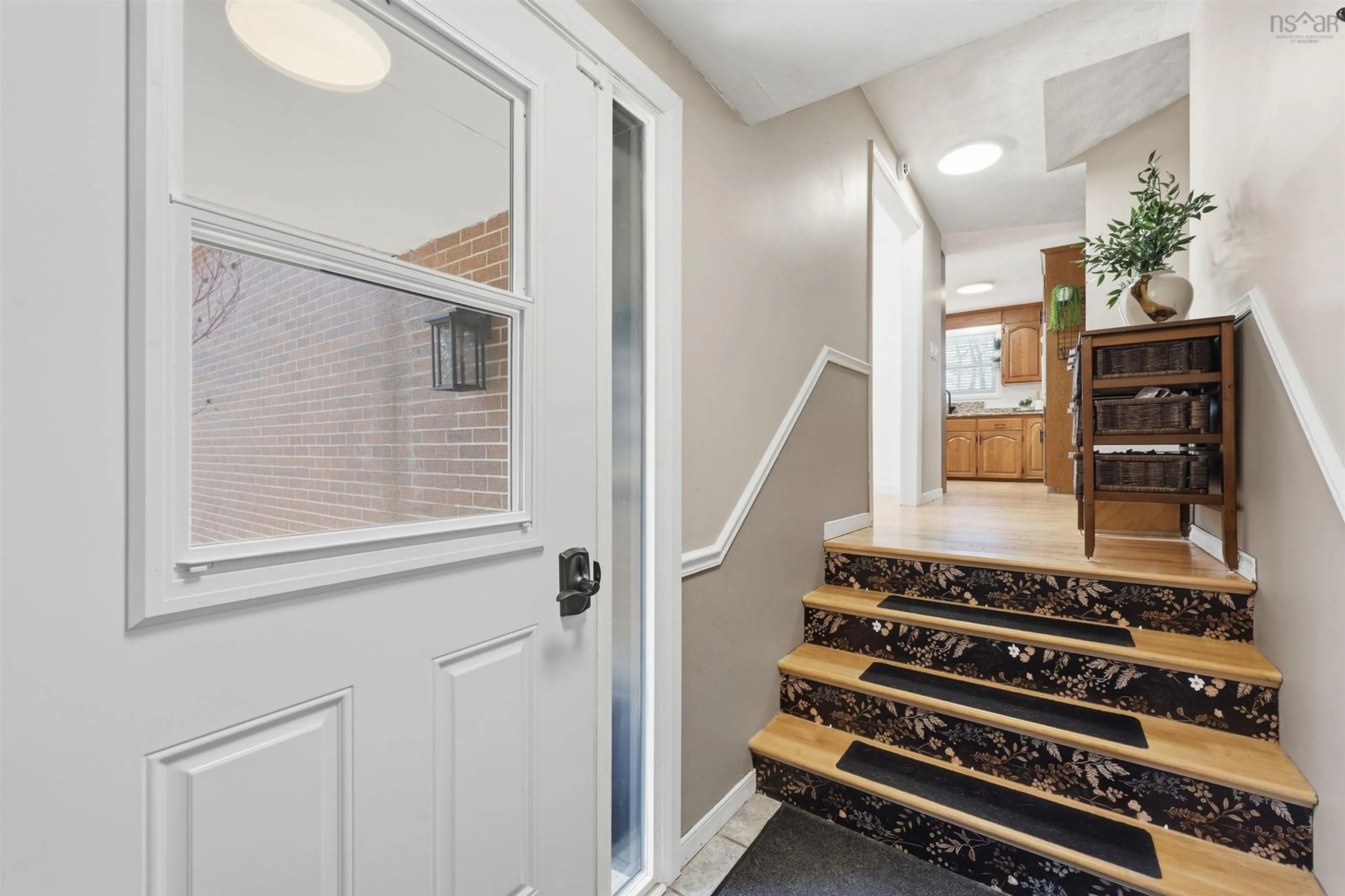 Indoor entryway for 330 Gabriel Rd, Falmouth Nova Scotia B0P 1P0