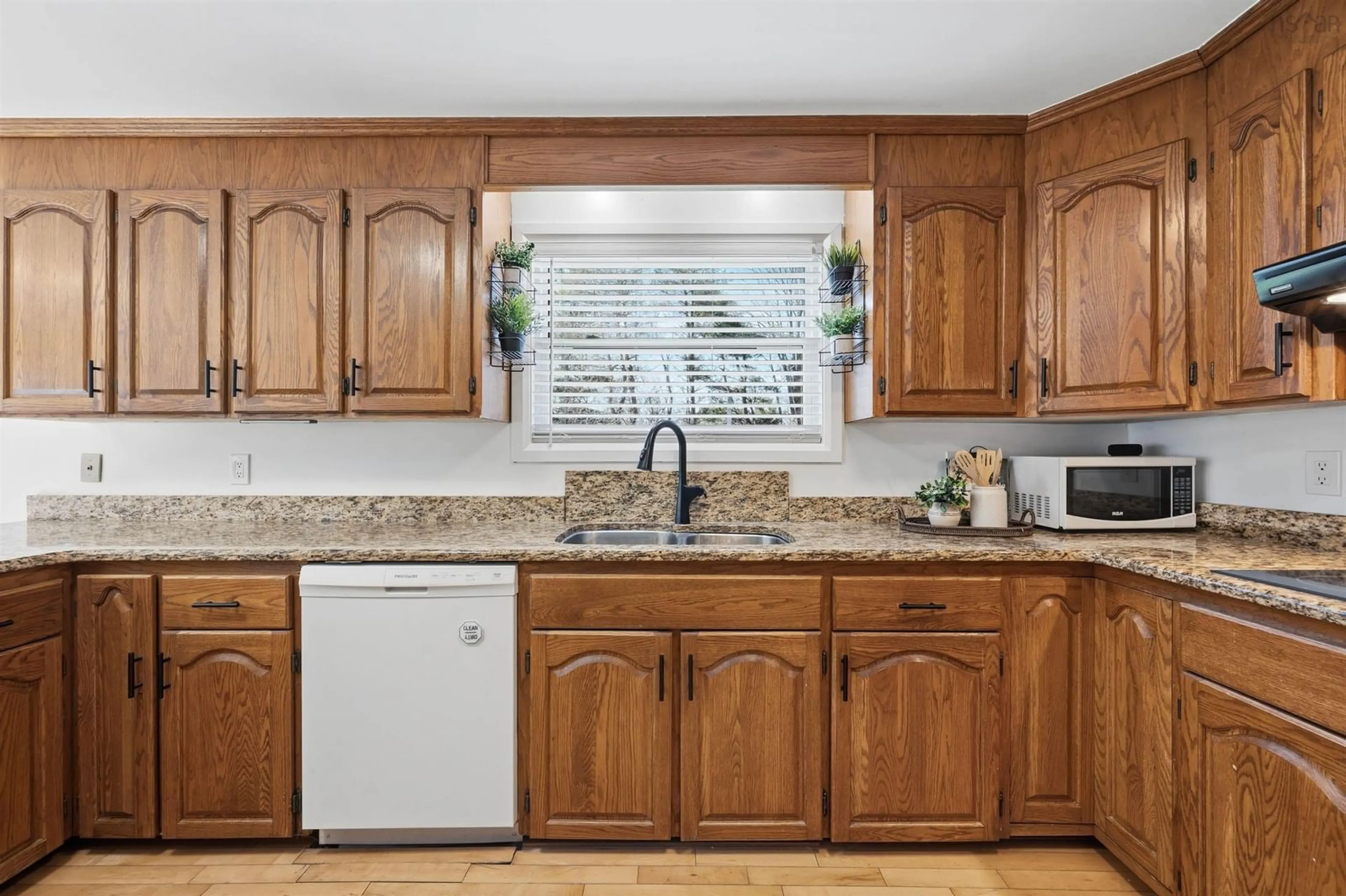 Standard kitchen, unknown for 330 Gabriel Rd, Falmouth Nova Scotia B0P 1P0